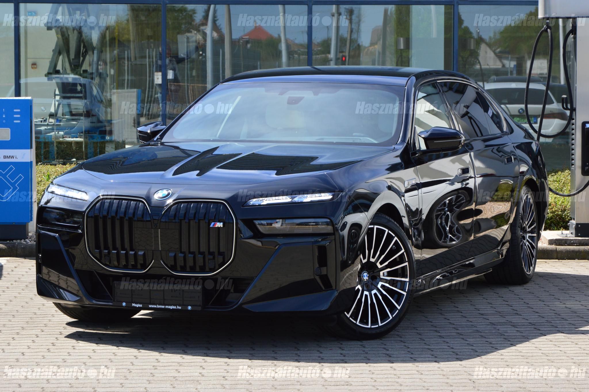 BMW 760 2026/4 - 1