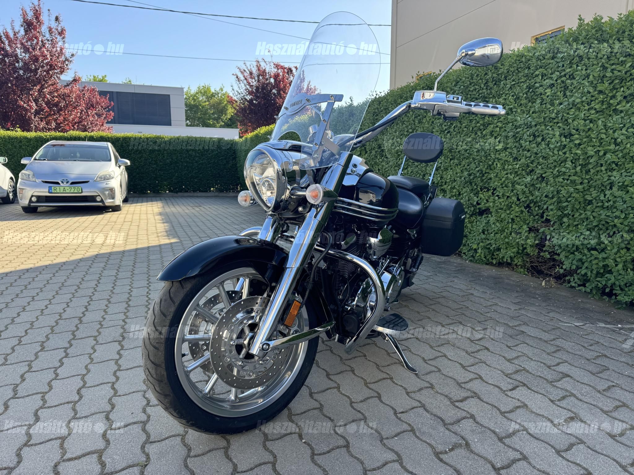 YAMAHA XV 1900 2008/12 - 1