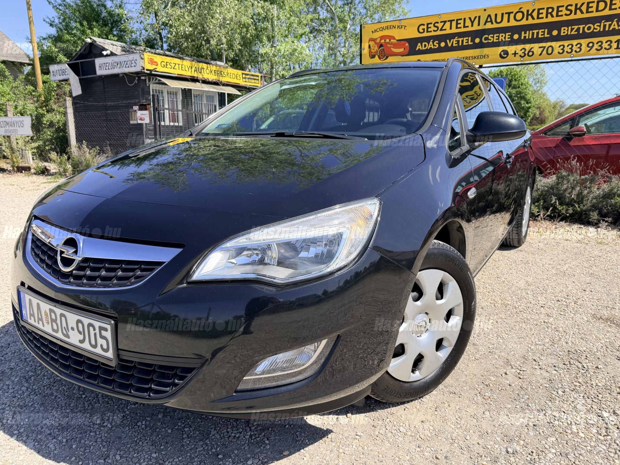 OPEL ASTRA J 2011/11 - 1