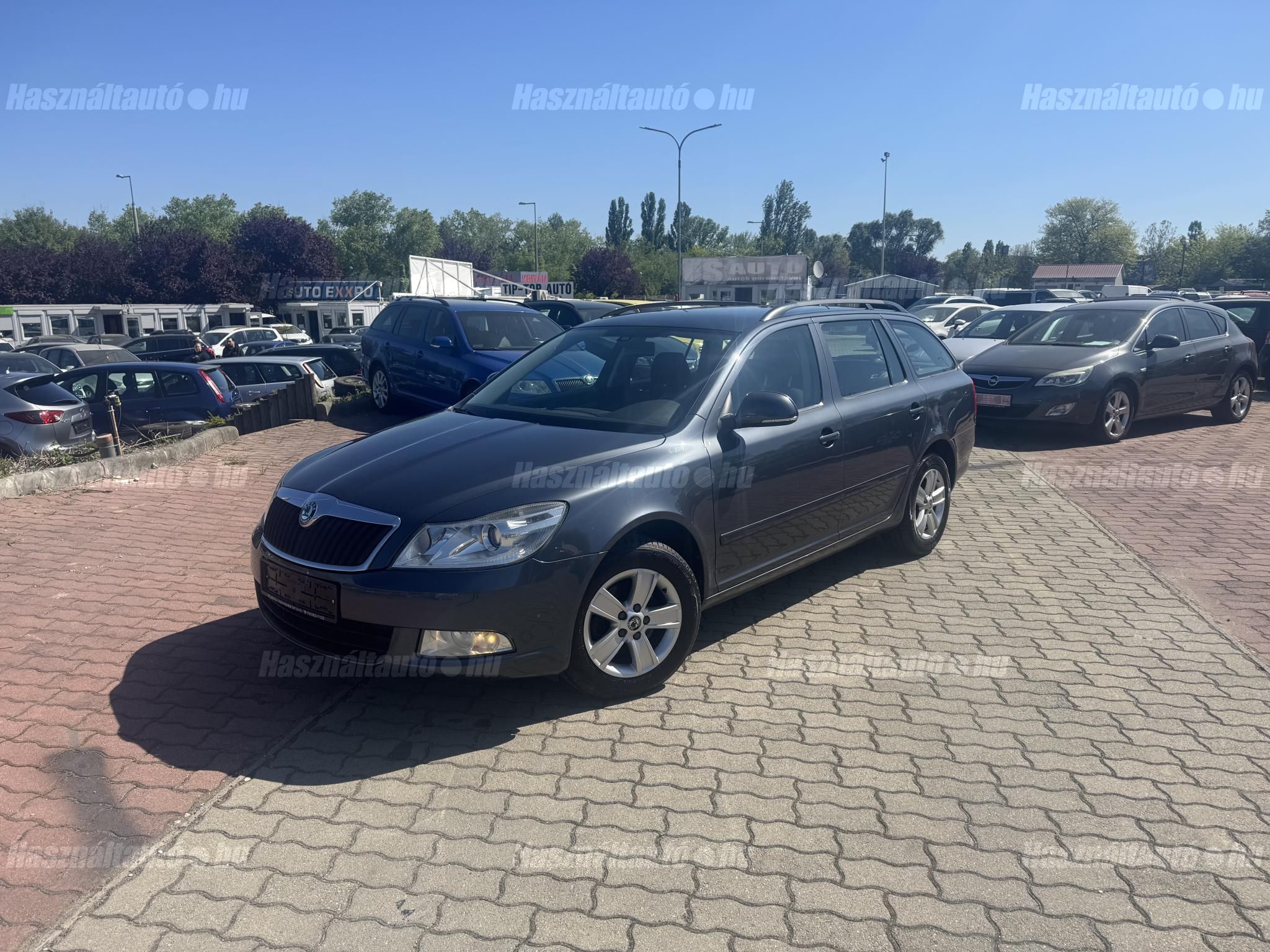SKODA OCTAVIA 2011/3 - 1