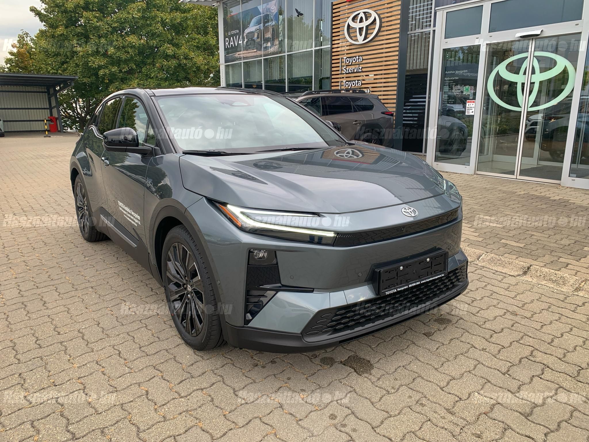 TOYOTA C-HR 2026 - 1