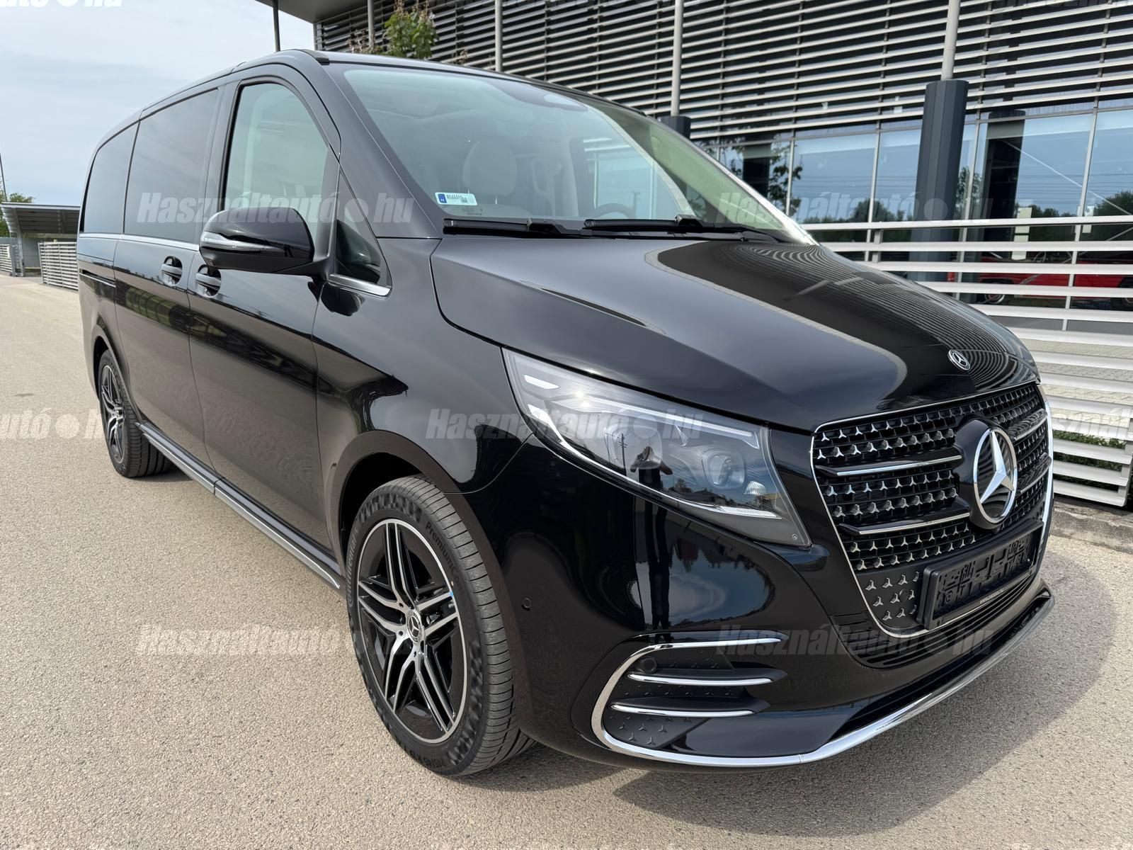 MERCEDES-BENZ V-OSZTÁLY 2026/1 - 1