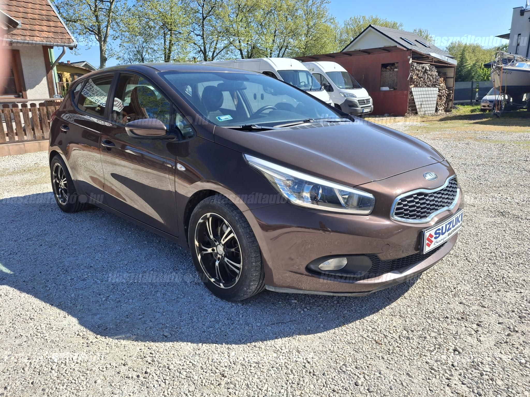 KIA CEE'D 2013/2 - 1
