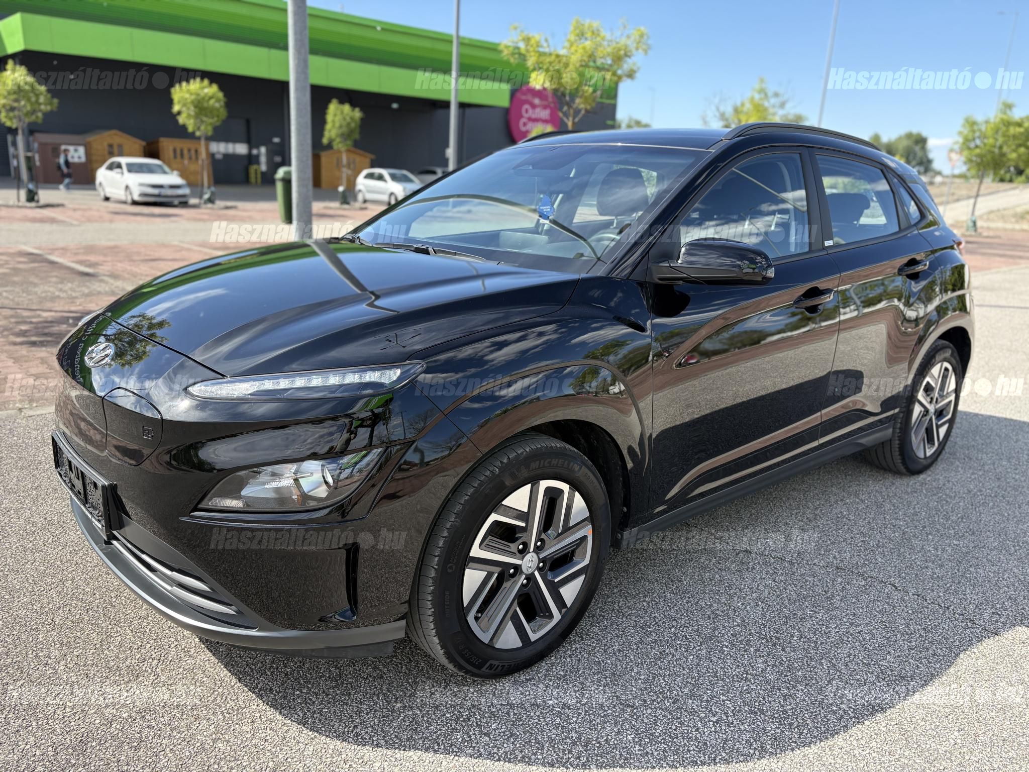 HYUNDAI KONA 2021/12 - 1