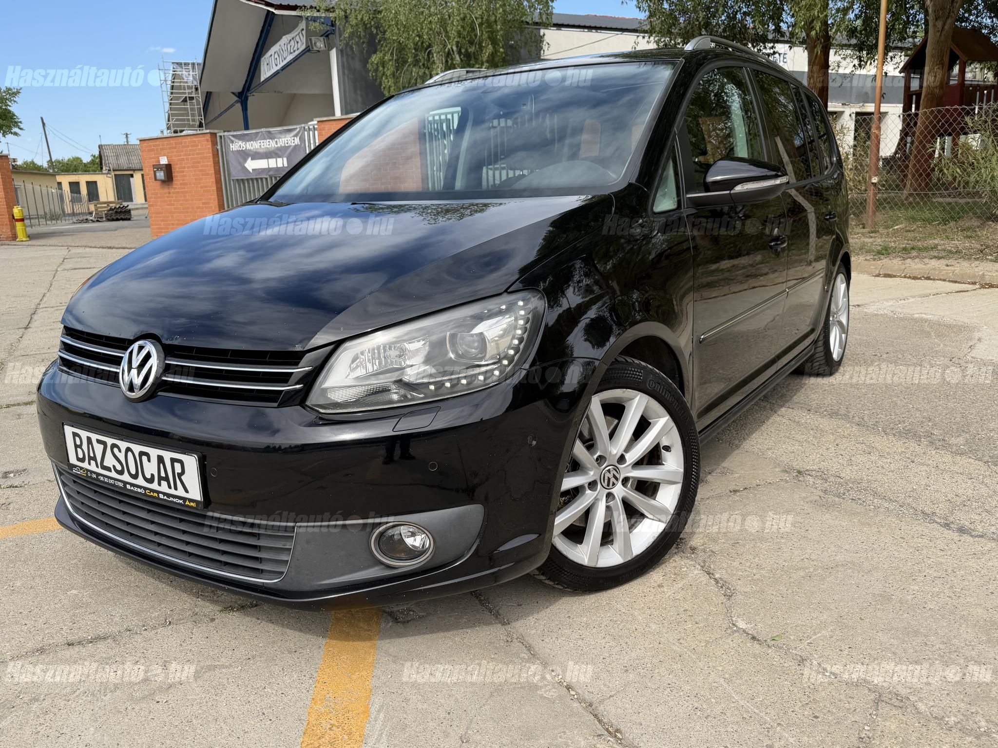VOLKSWAGEN TOURAN 2011/4 - 1