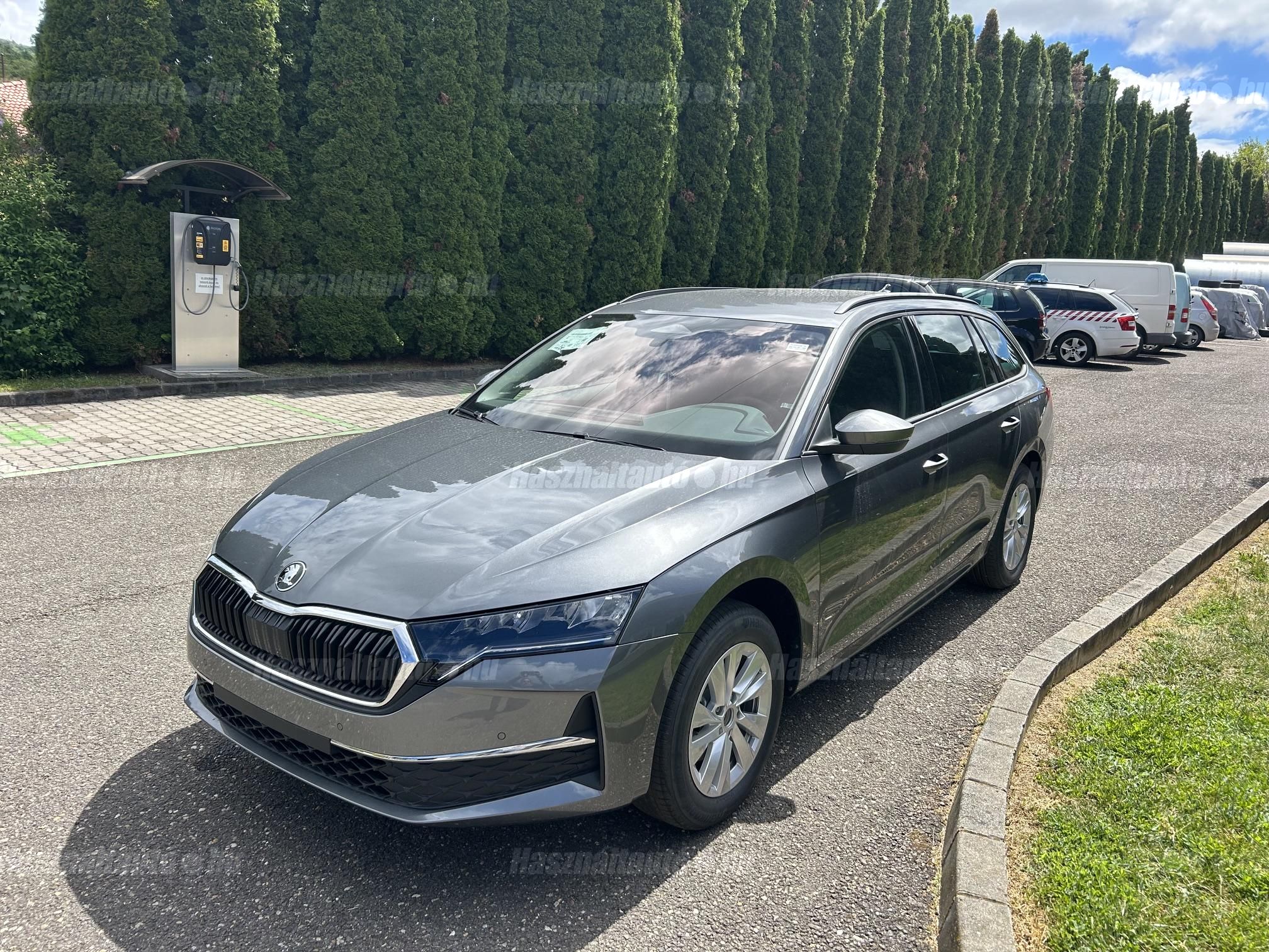 SKODA OCTAVIA 2026/4 - 1