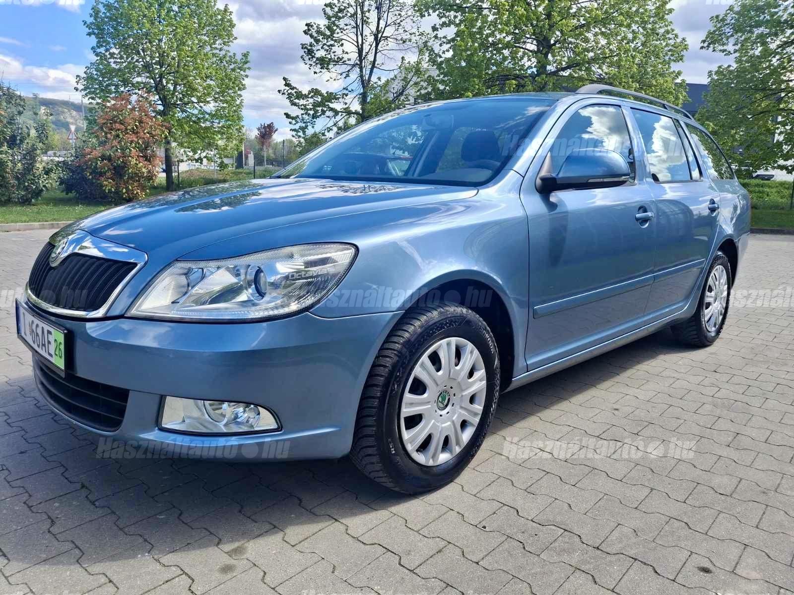 SKODA OCTAVIA 2010/4 - 1