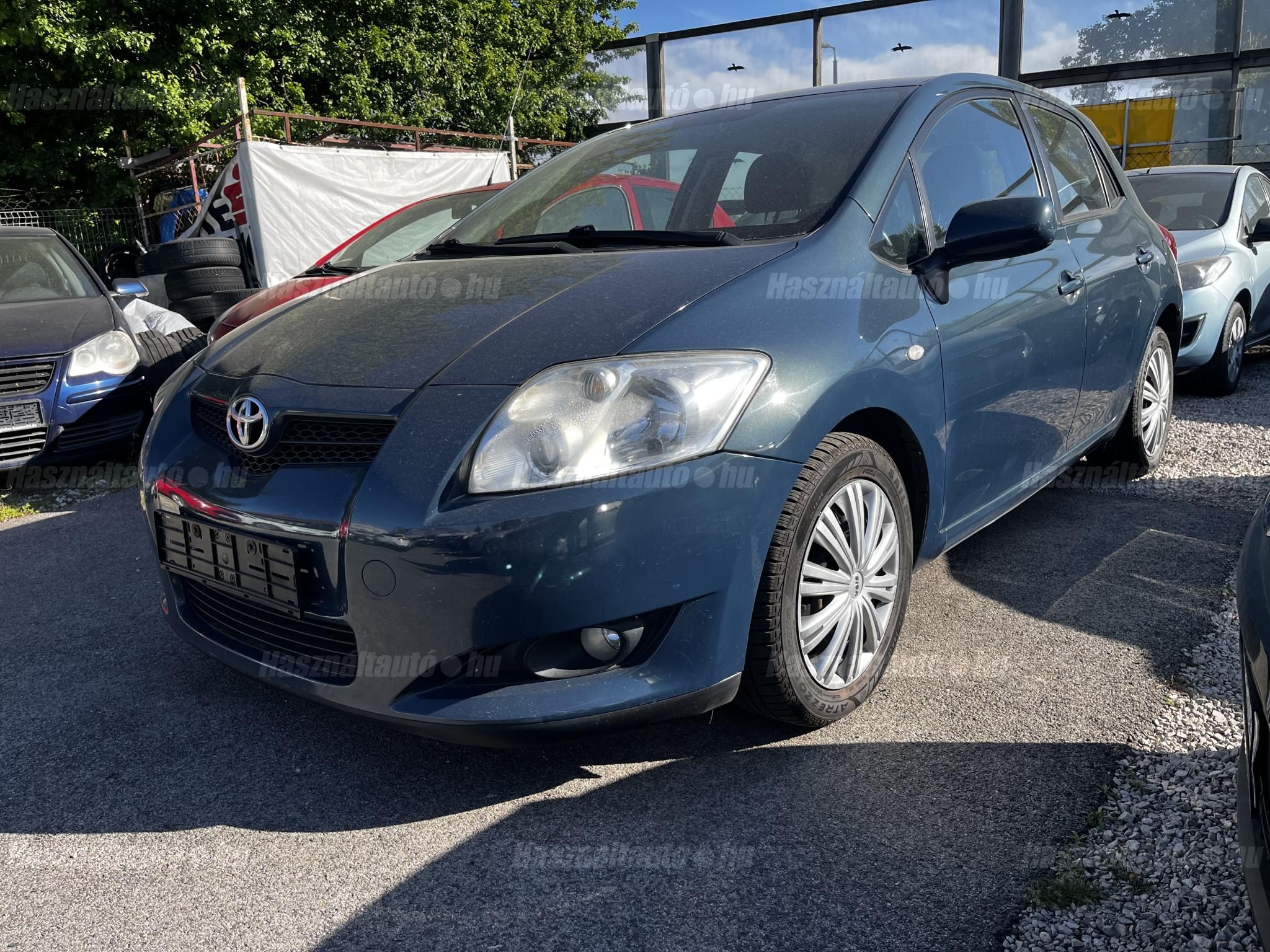 TOYOTA AURIS 2009/4 - 1