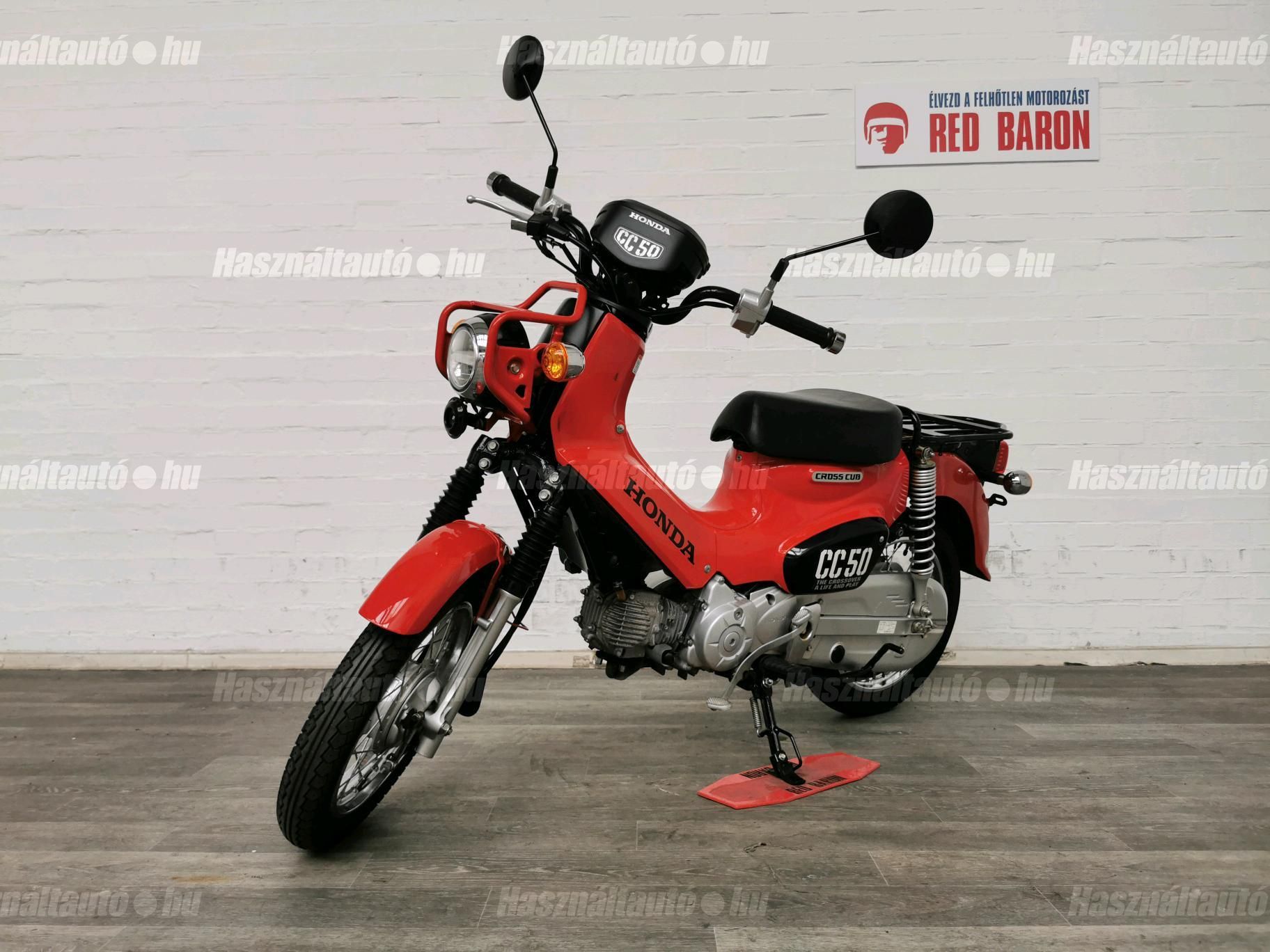 HONDA C 50 2018 - 1