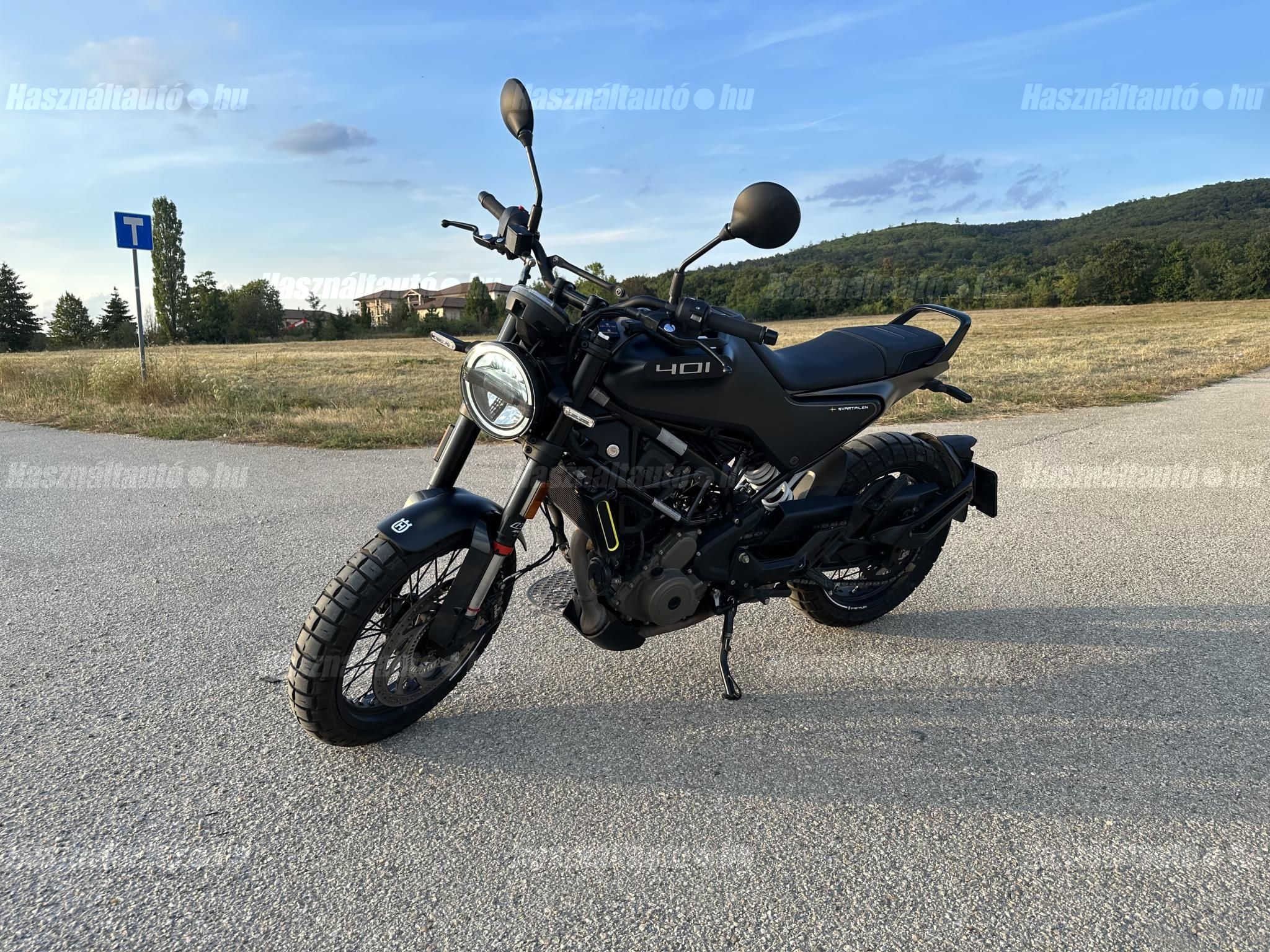 HUSQVARNA SVARTPILEN 401 2022 - 1