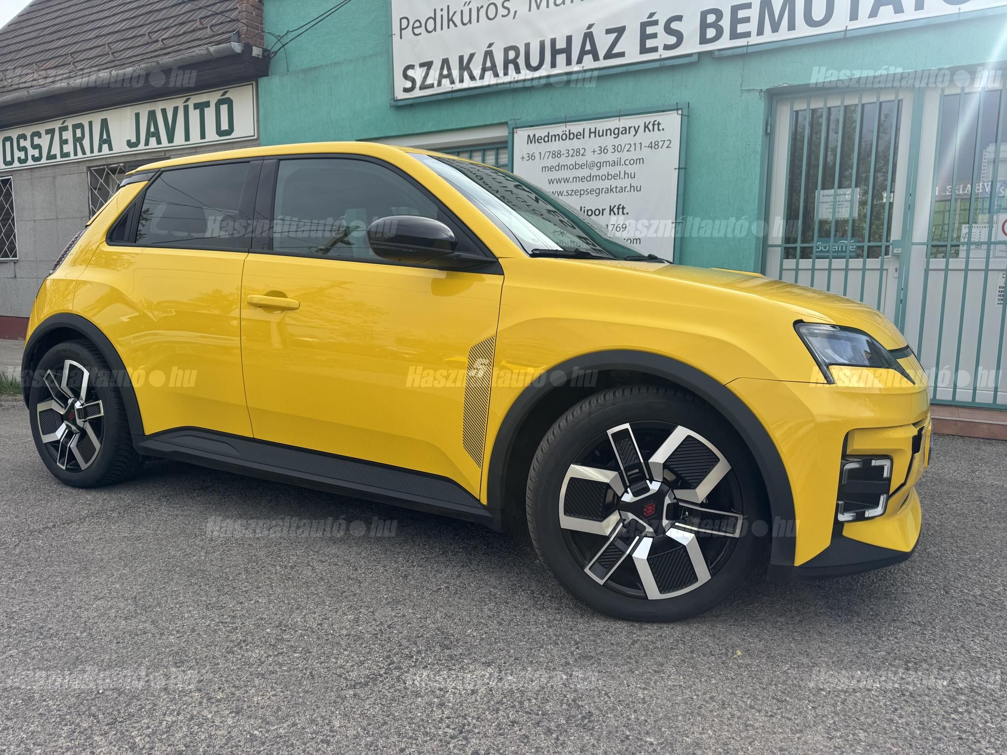 RENAULT R 5 2025/2 - 1
