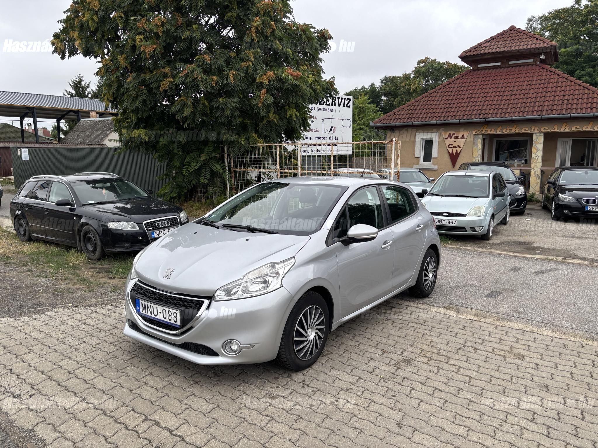 PEUGEOT 208 2013/11 - 1