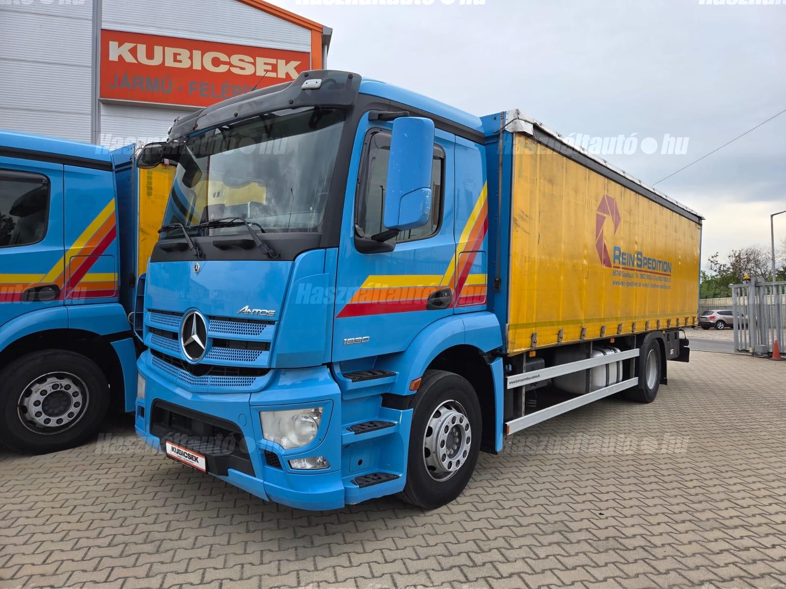 MERCEDES-BENZ 2019/5 - 1