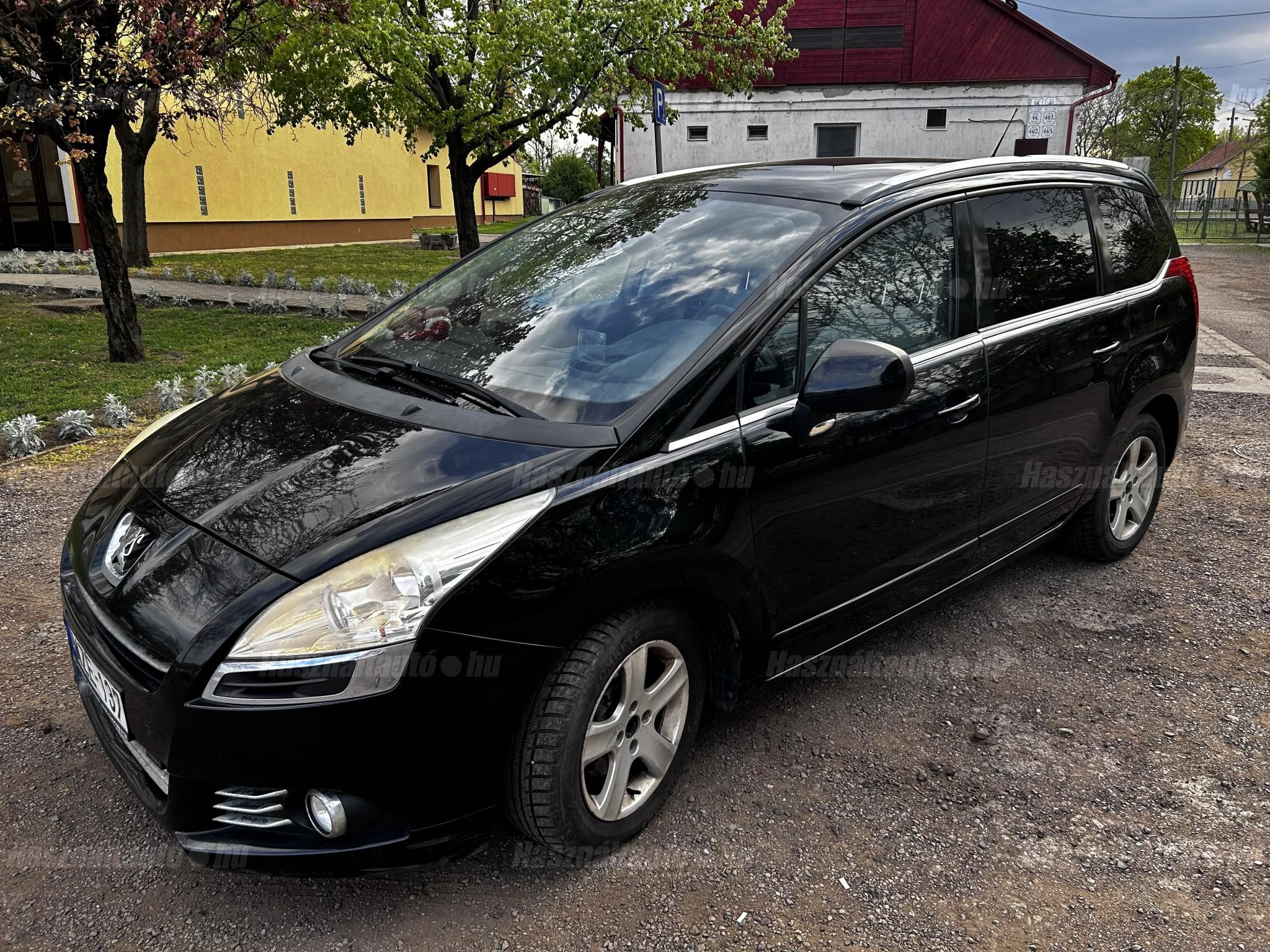 PEUGEOT 5008 2010/10 - 1