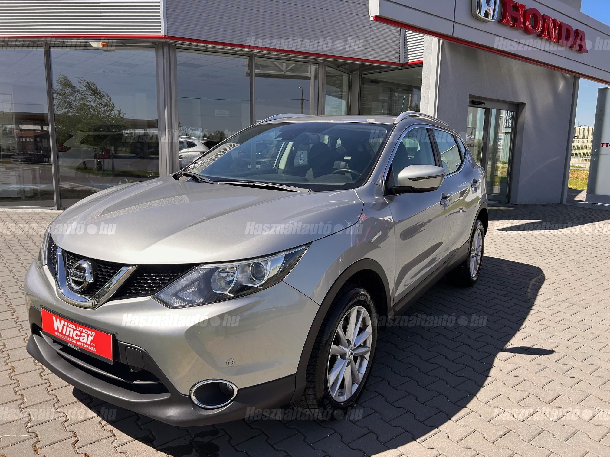 NISSAN QASHQAI 2016/8 - 1