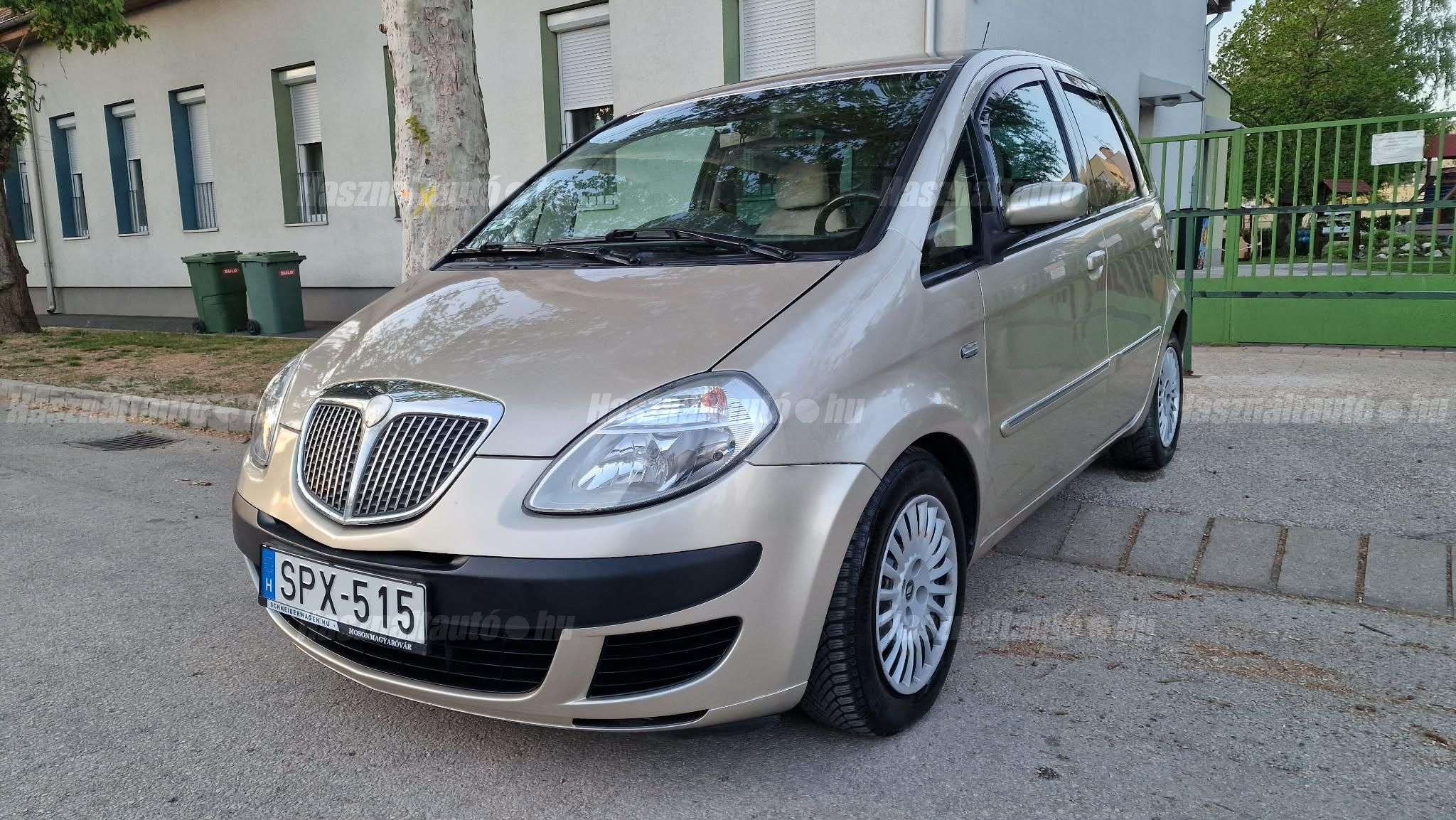 LANCIA MUSA 2004 - 1