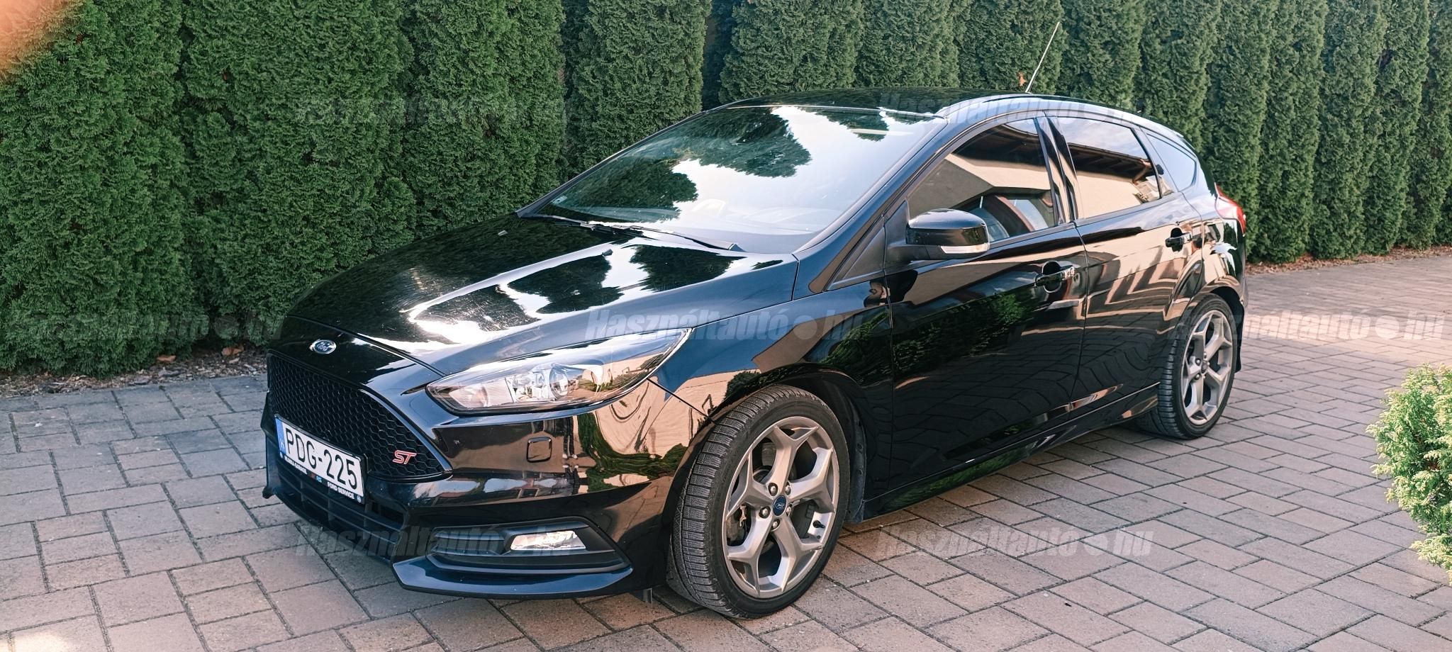 FORD FOCUS 2016/3 - 1
