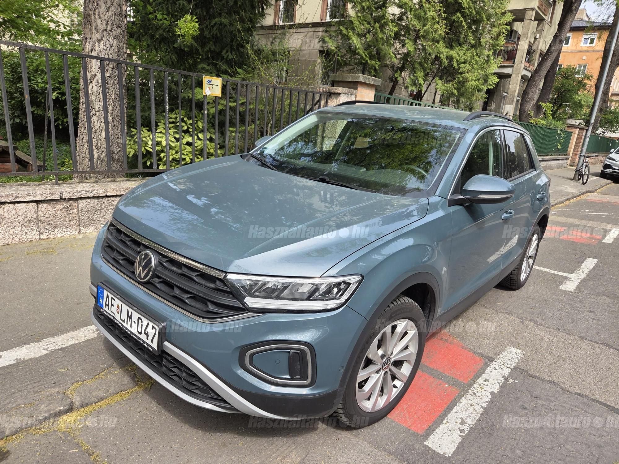 VOLKSWAGEN T-ROC 2024/4 - 1