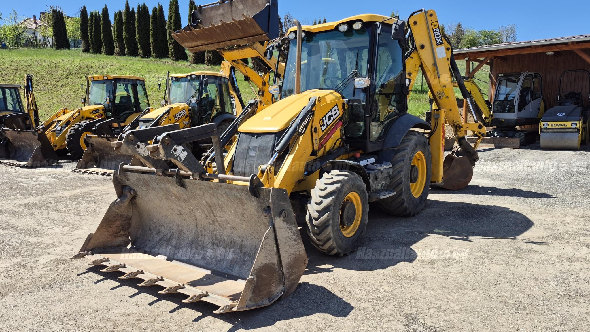 JCB 2012 - 1