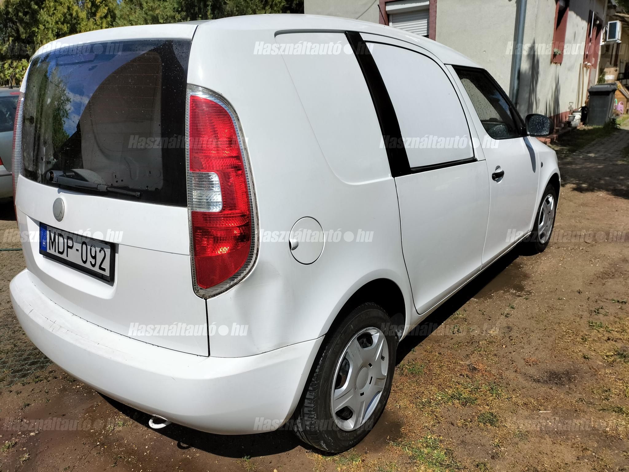 SKODA ROOMSTER 2008 - 1