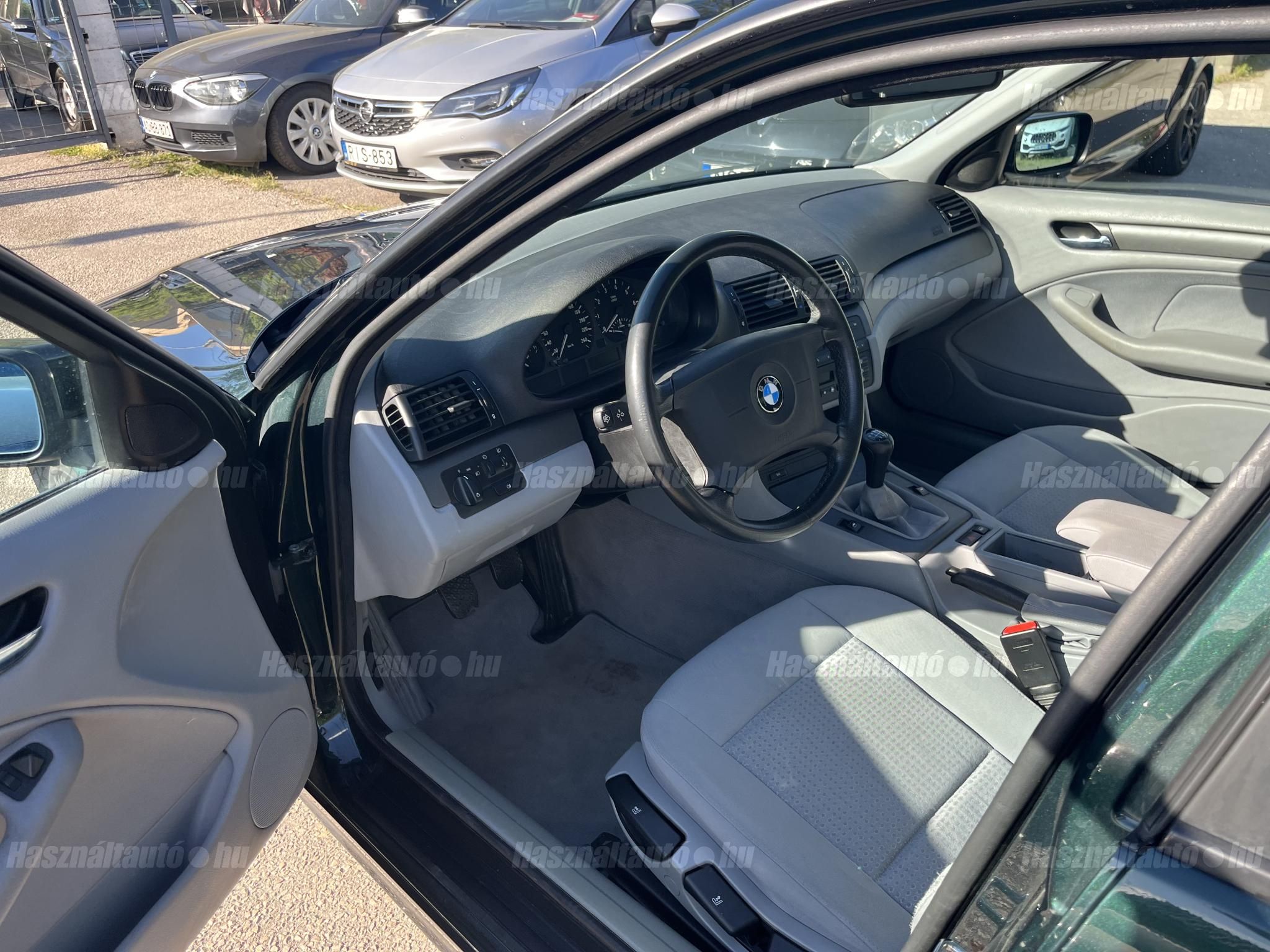 BMW 316 2003/6 - 1
