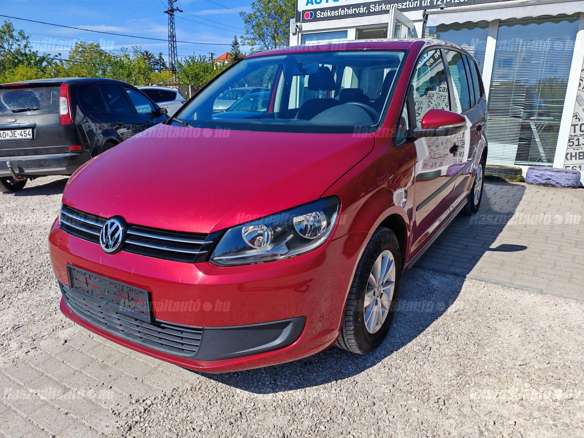VOLKSWAGEN TOURAN 2012/3 - 1