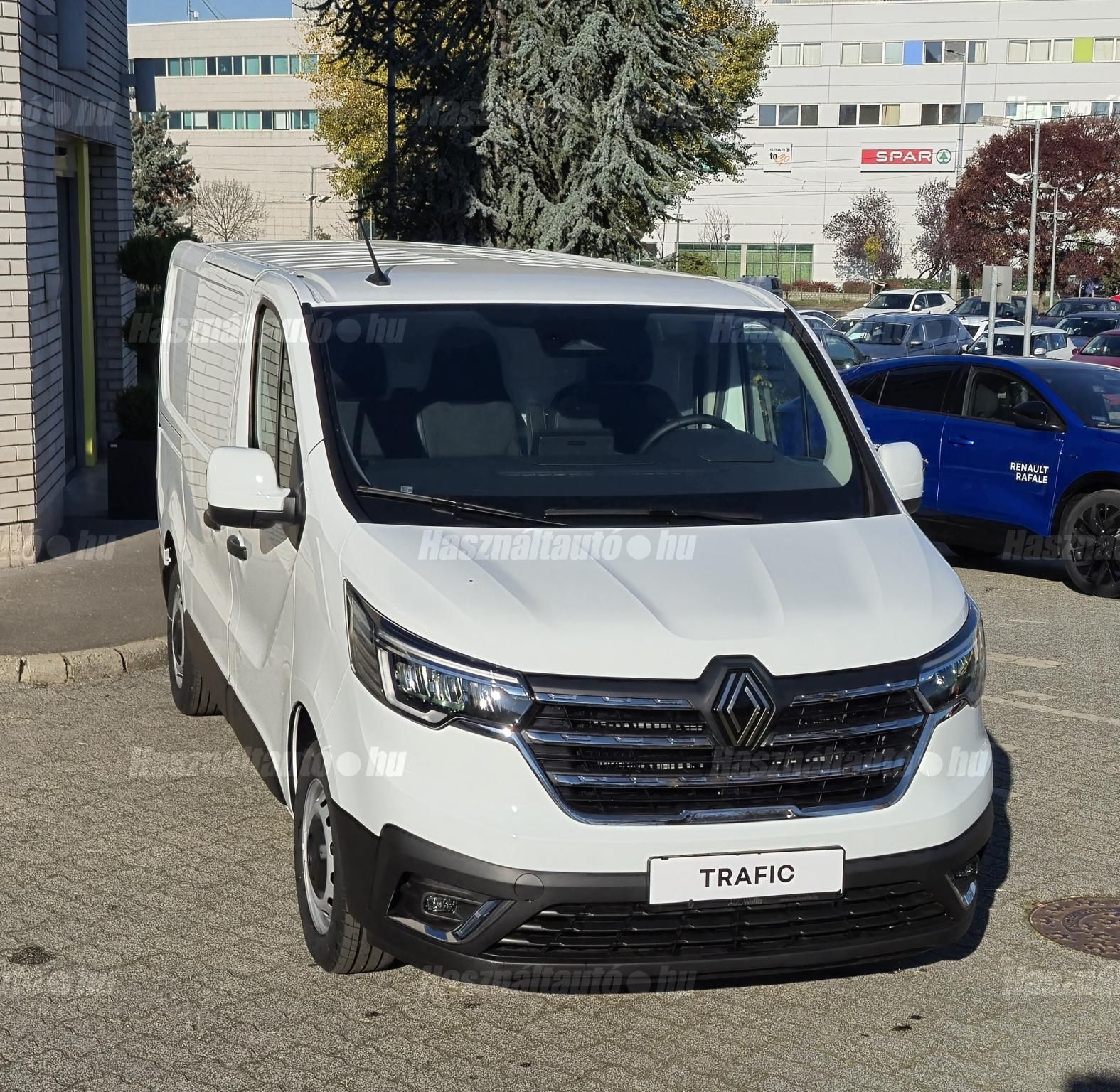 RENAULT TRAFIC 2026 - 1