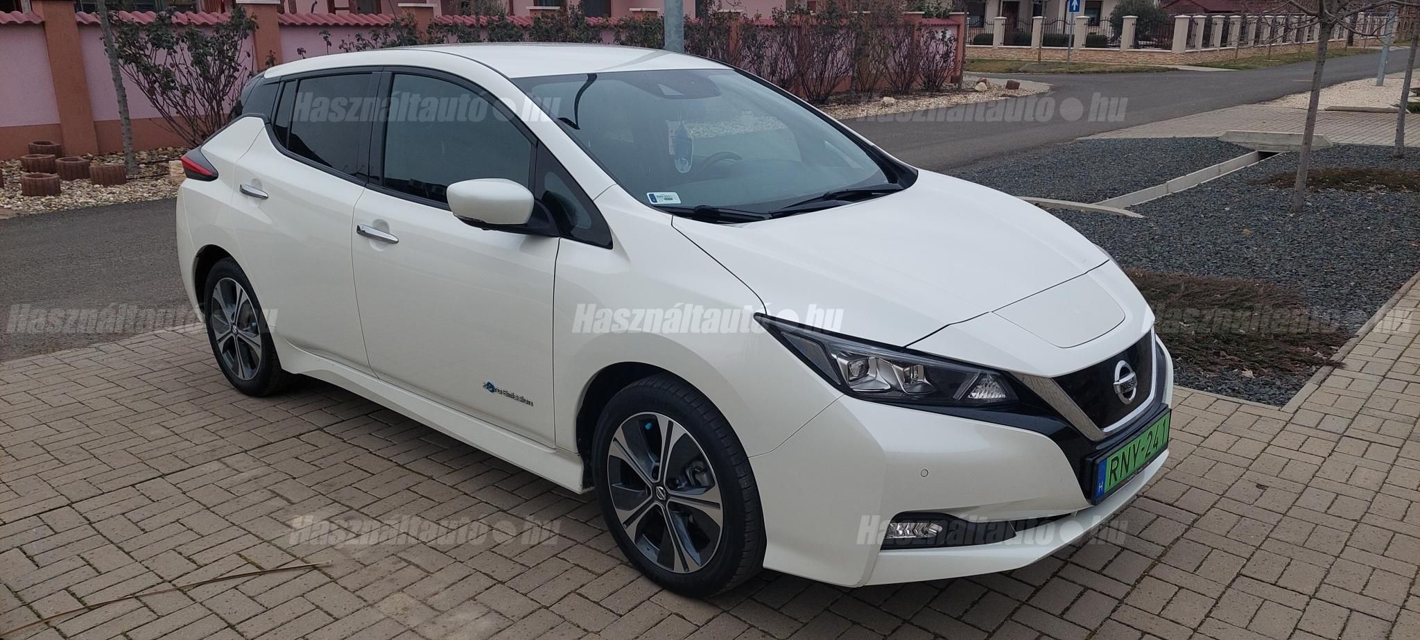 NISSAN LEAF 2020/9 - 1