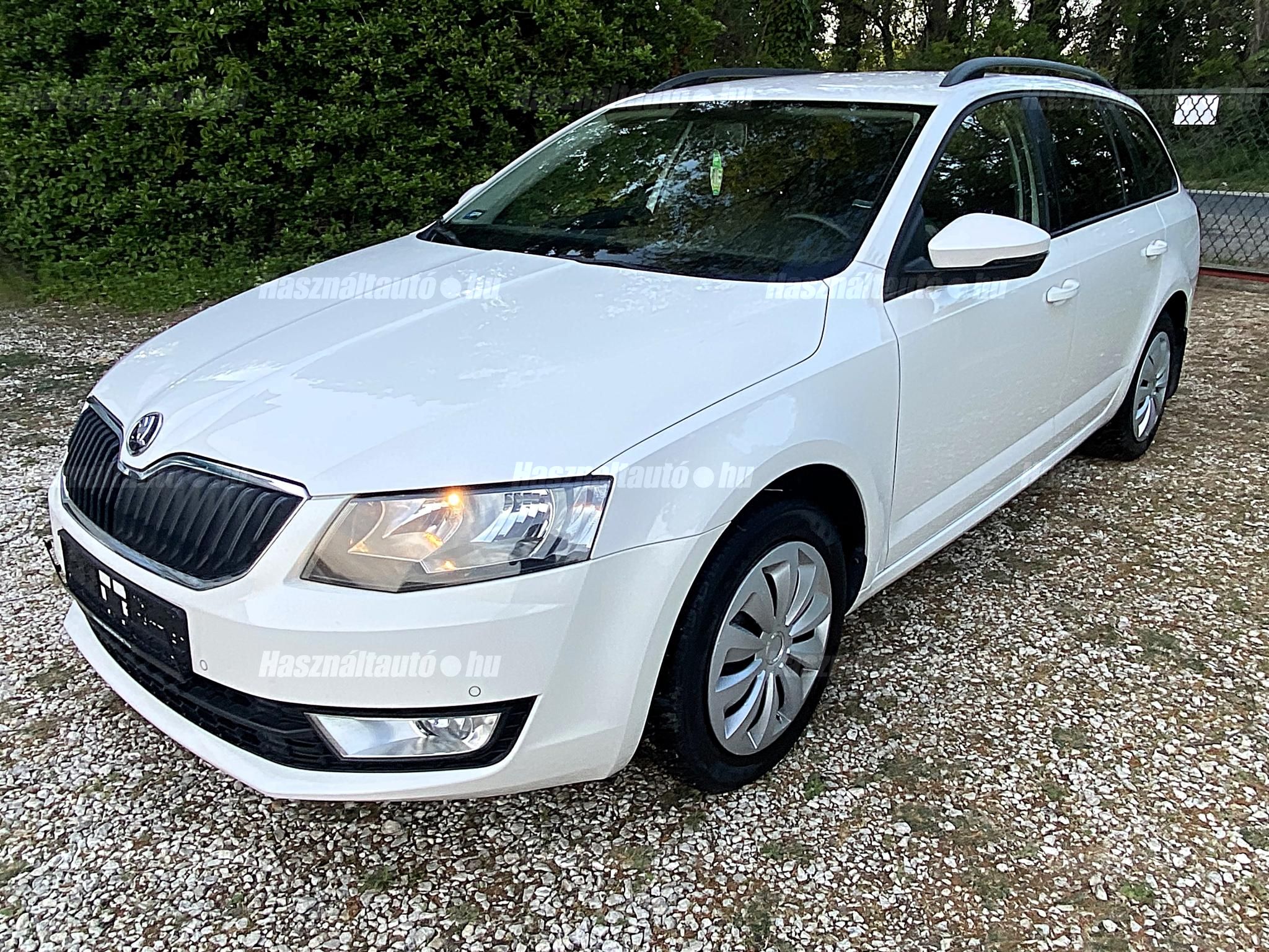 SKODA OCTAVIA 2015/8 - 1