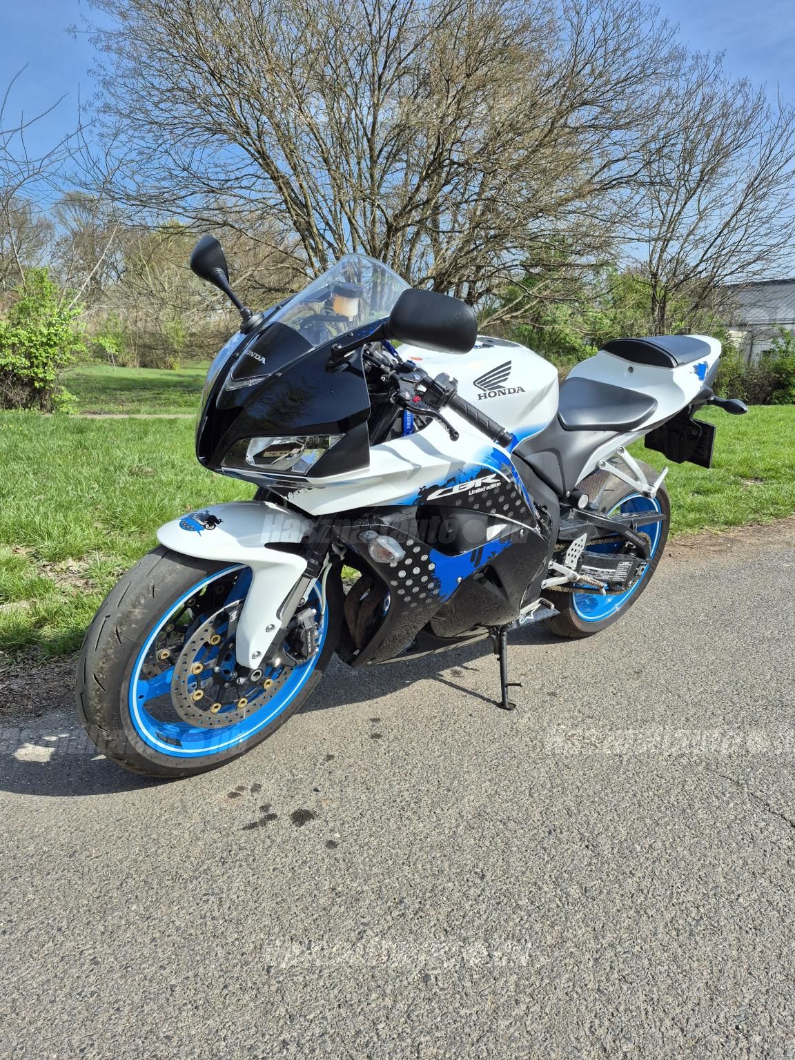 HONDA CBR 600 RR 2011/3 - 1