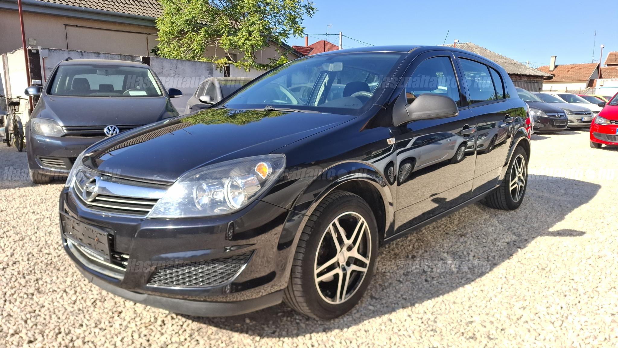 OPEL ASTRA H 2009/12 - 1
