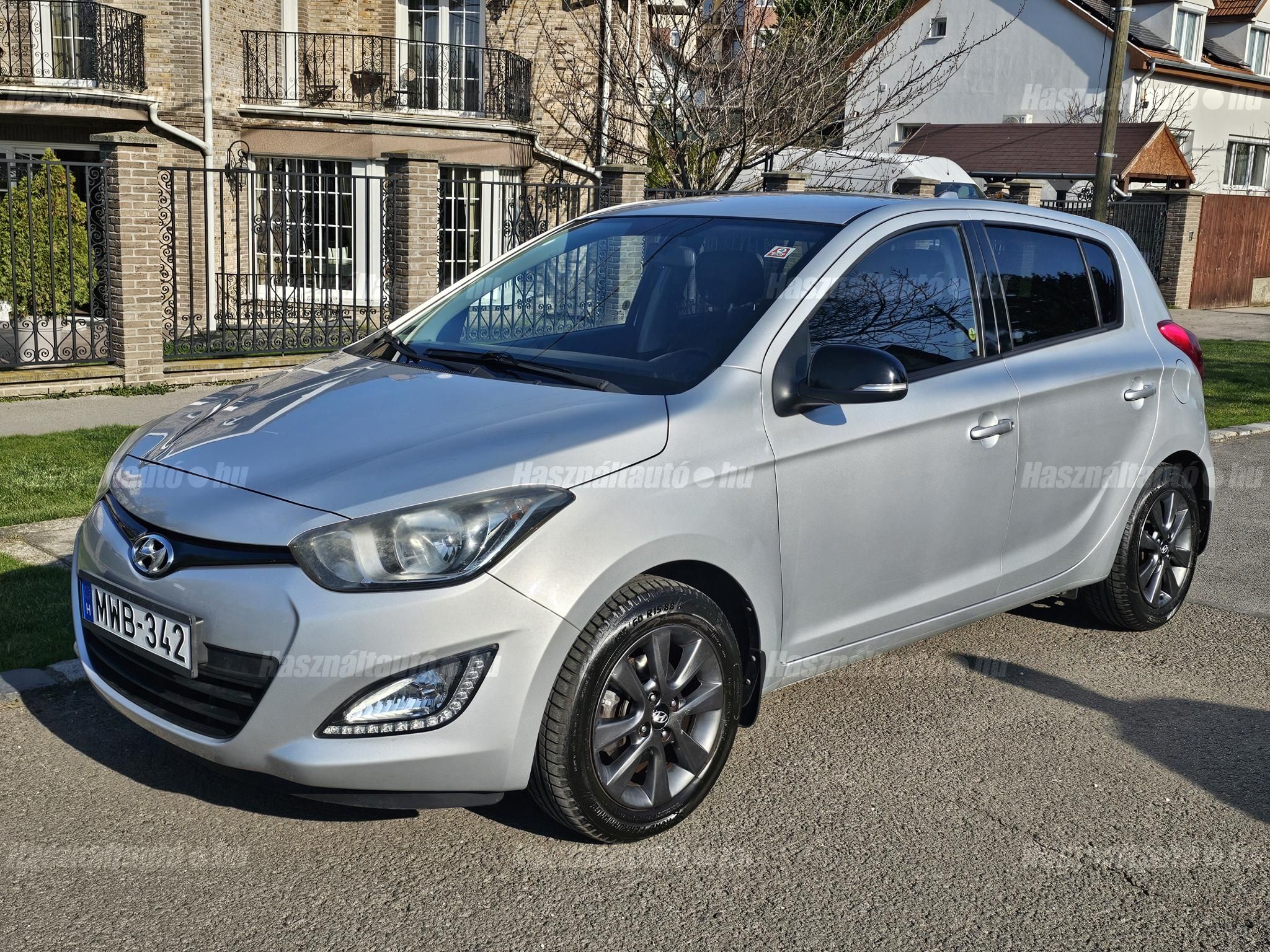 HYUNDAI I20 2014/10 - 1