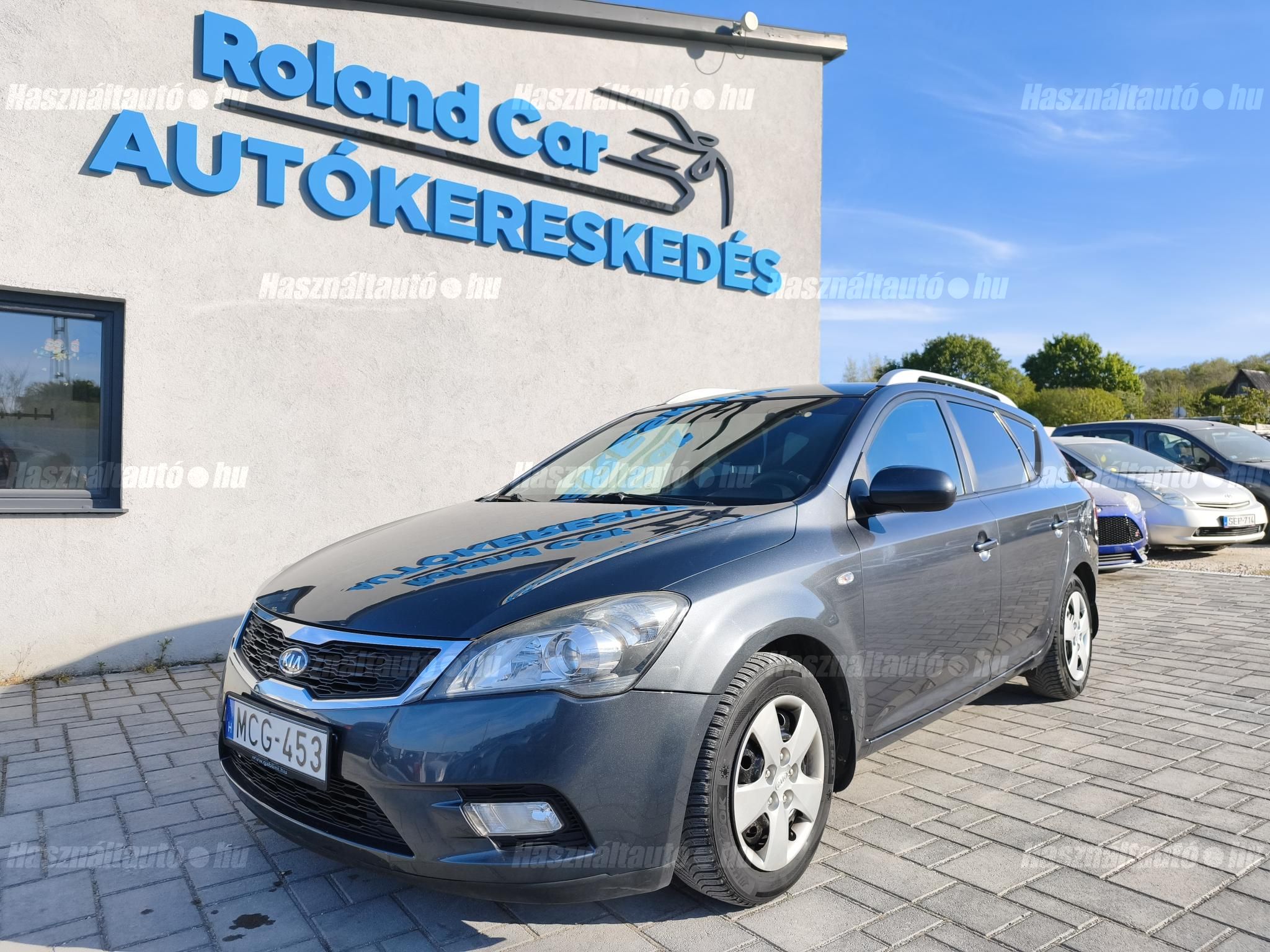 KIA CEE'D 2012/7 - 1