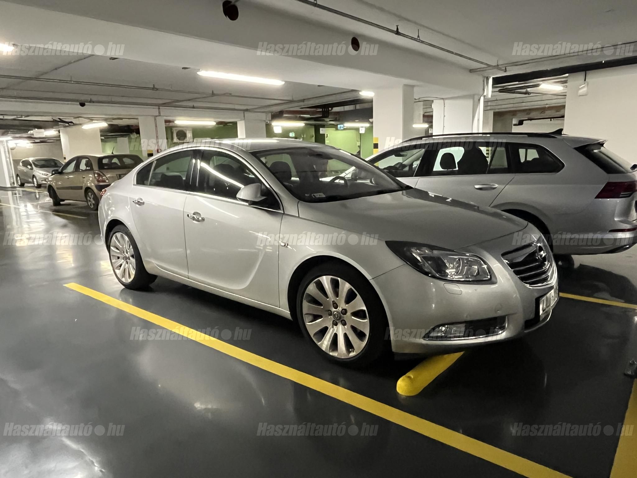 OPEL INSIGNIA 2009/10 - 1