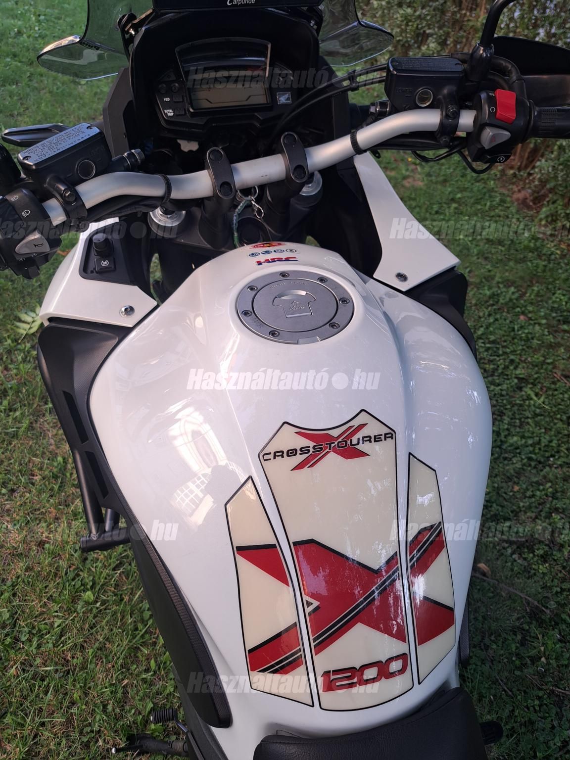 HONDA VFR 1200 X 2013/7 - 1