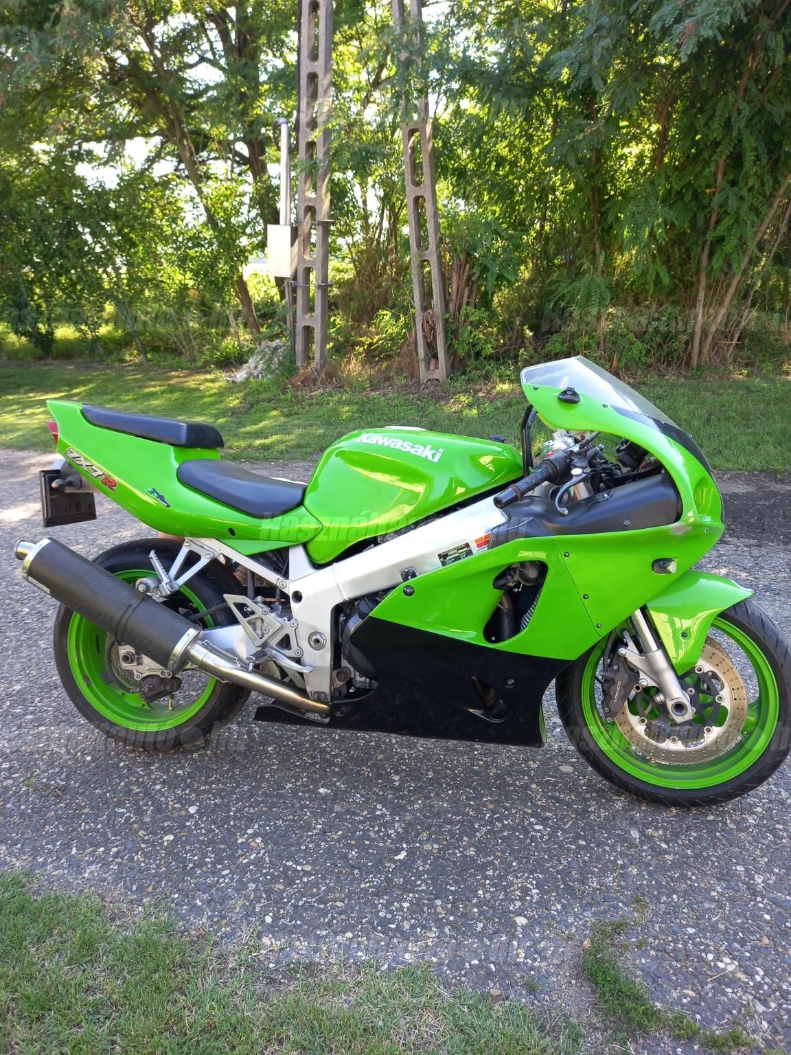 KAWASAKI ZX-7R (NINJA) 1997/2 - 1
