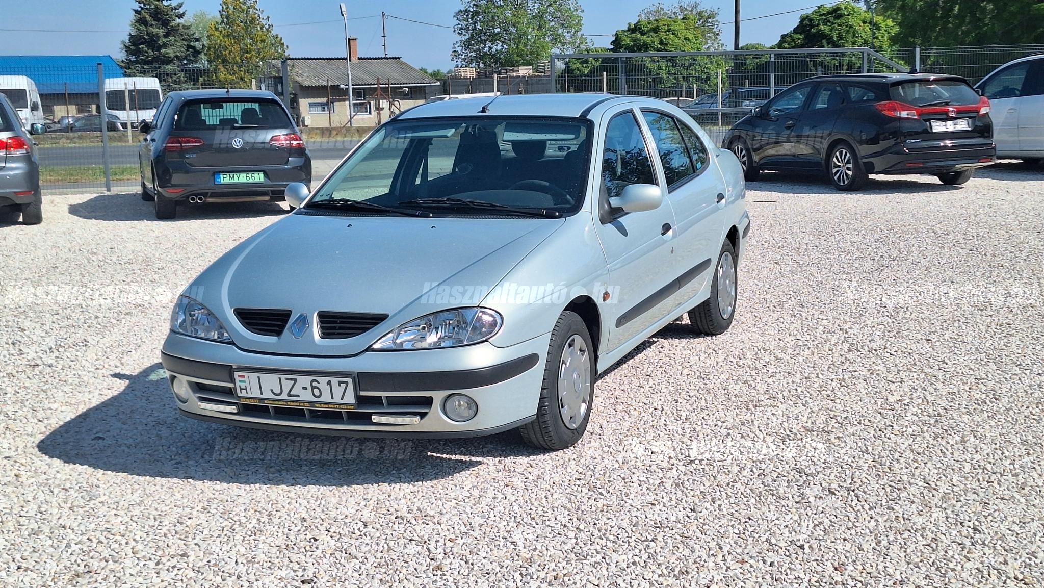 RENAULT MEGANE 2002/11 - 1