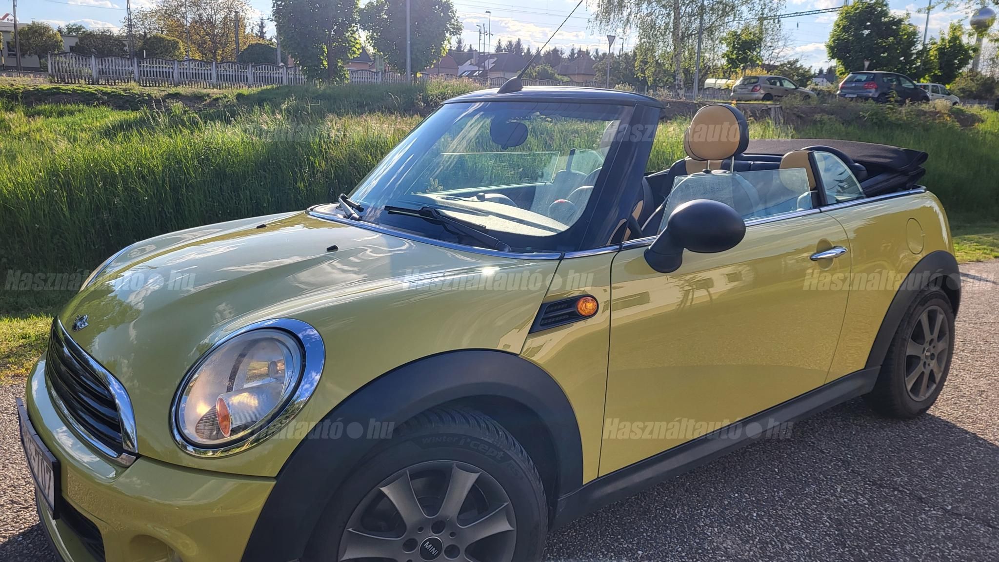 MINI CABRIO 2010/8 - 1
