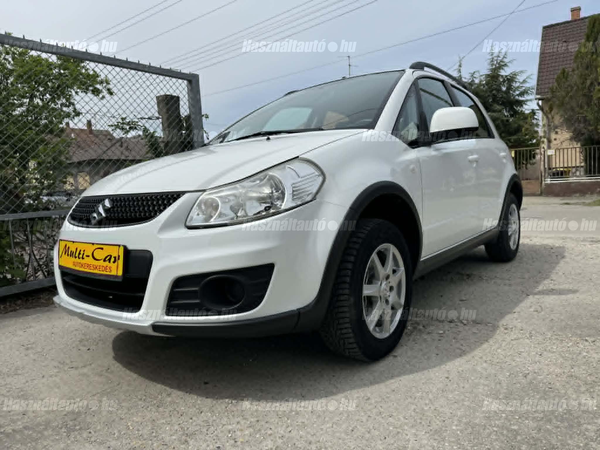 SUZUKI SX4 2011/5 - 1