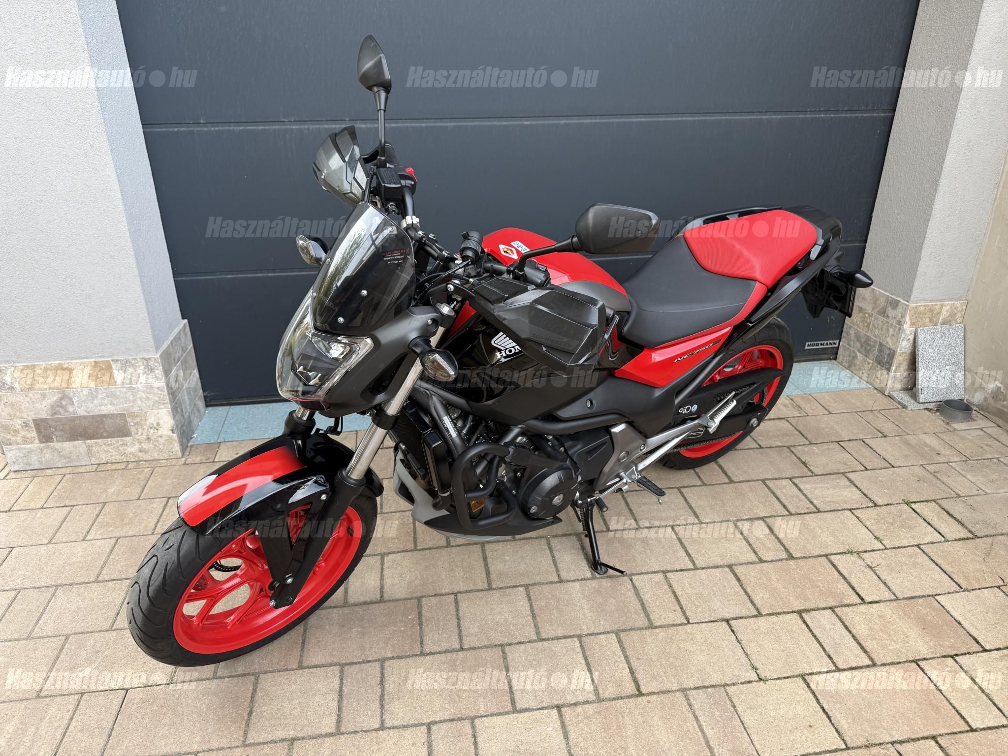 HONDA NC 750 S 2016/7 - 1