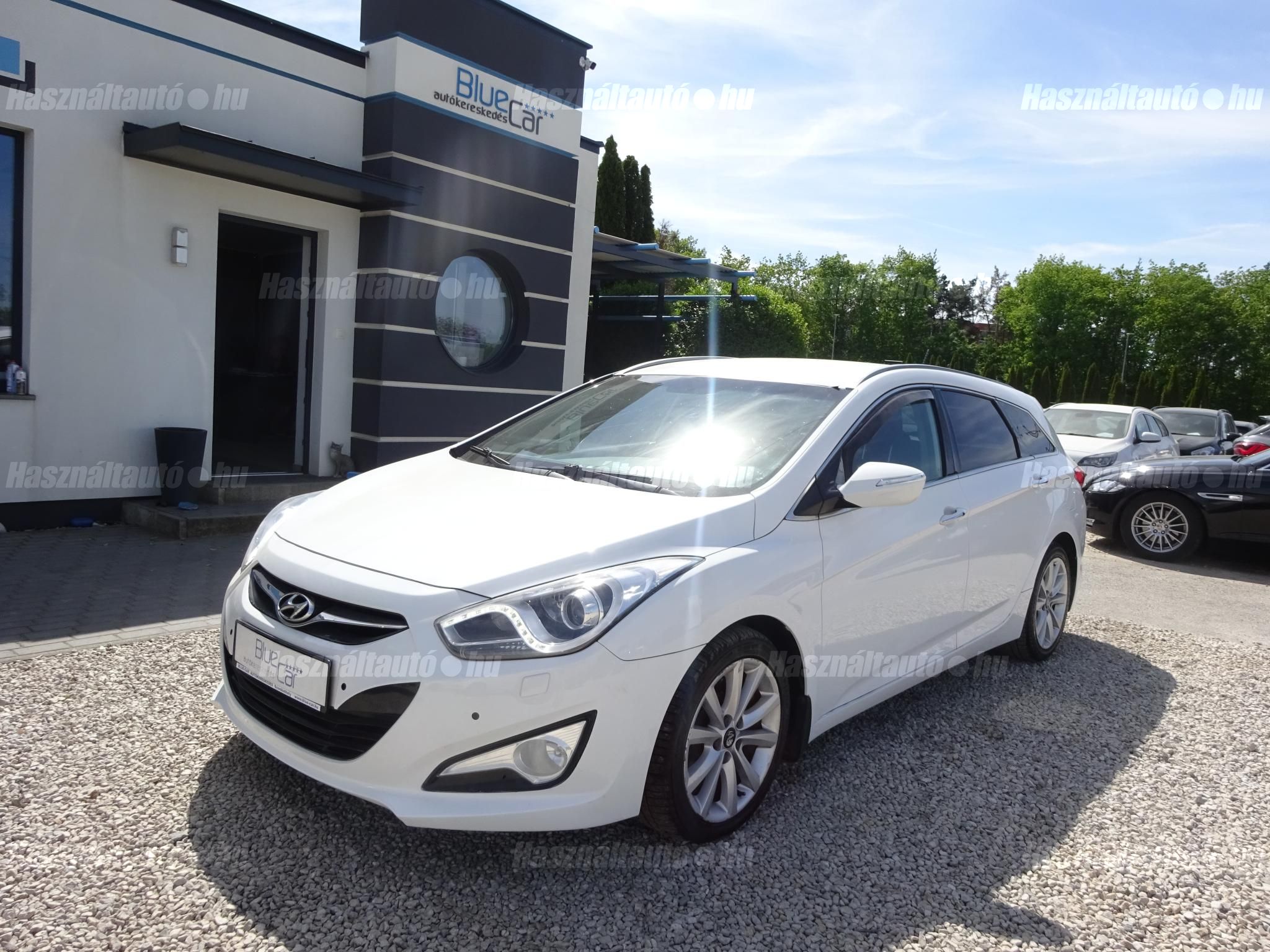 HYUNDAI I40 2011/7 - 1