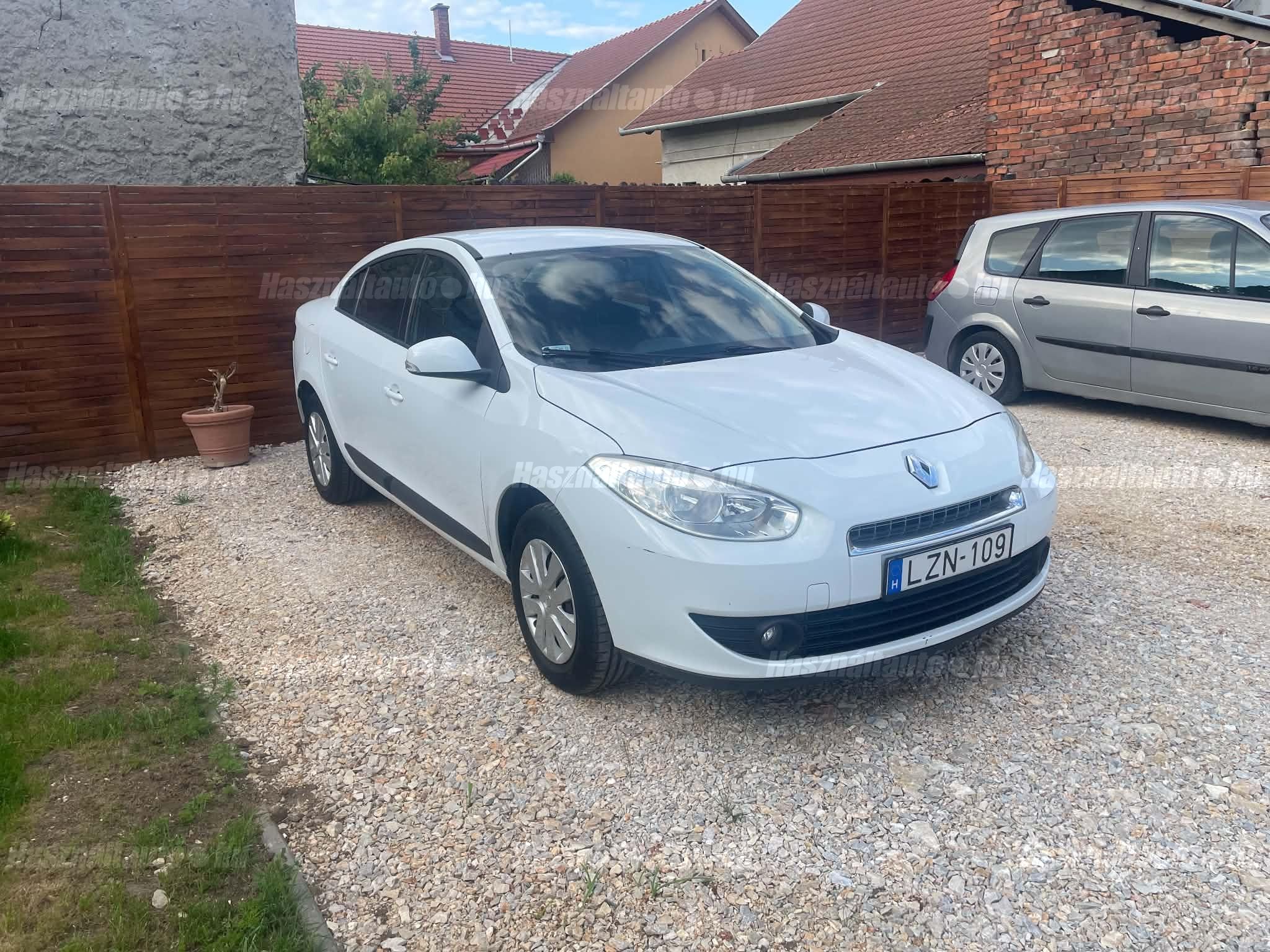 RENAULT FLUENCE 2011/11 - 1