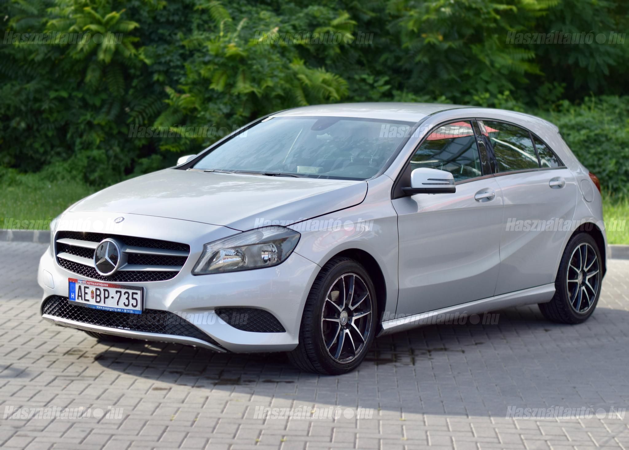 MERCEDES-BENZ A 180 2013/11 - 1