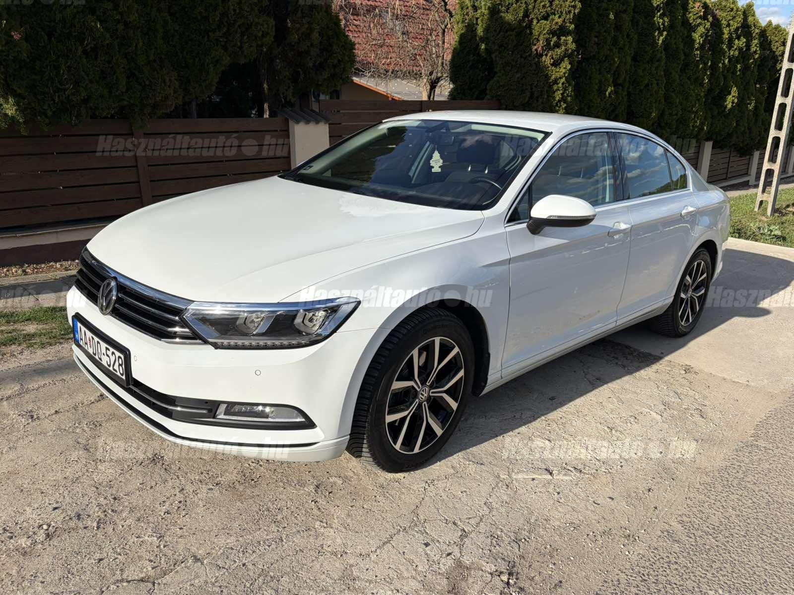 VOLKSWAGEN PASSAT VIII 2017/4 - 1