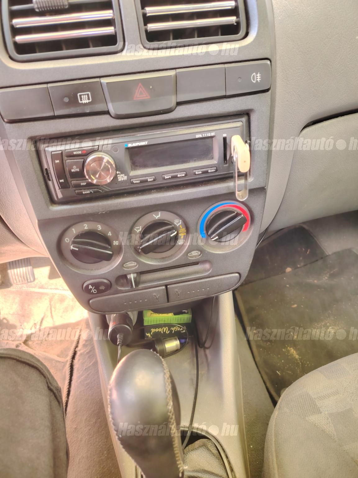 HYUNDAI ACCENT 2004/6 - 1
