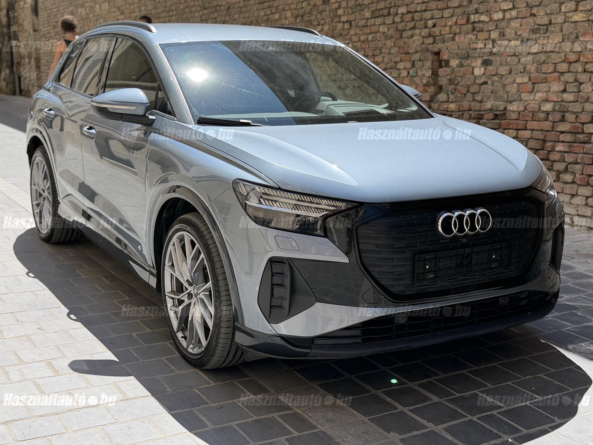 AUDI Q4 2023/7 - 1