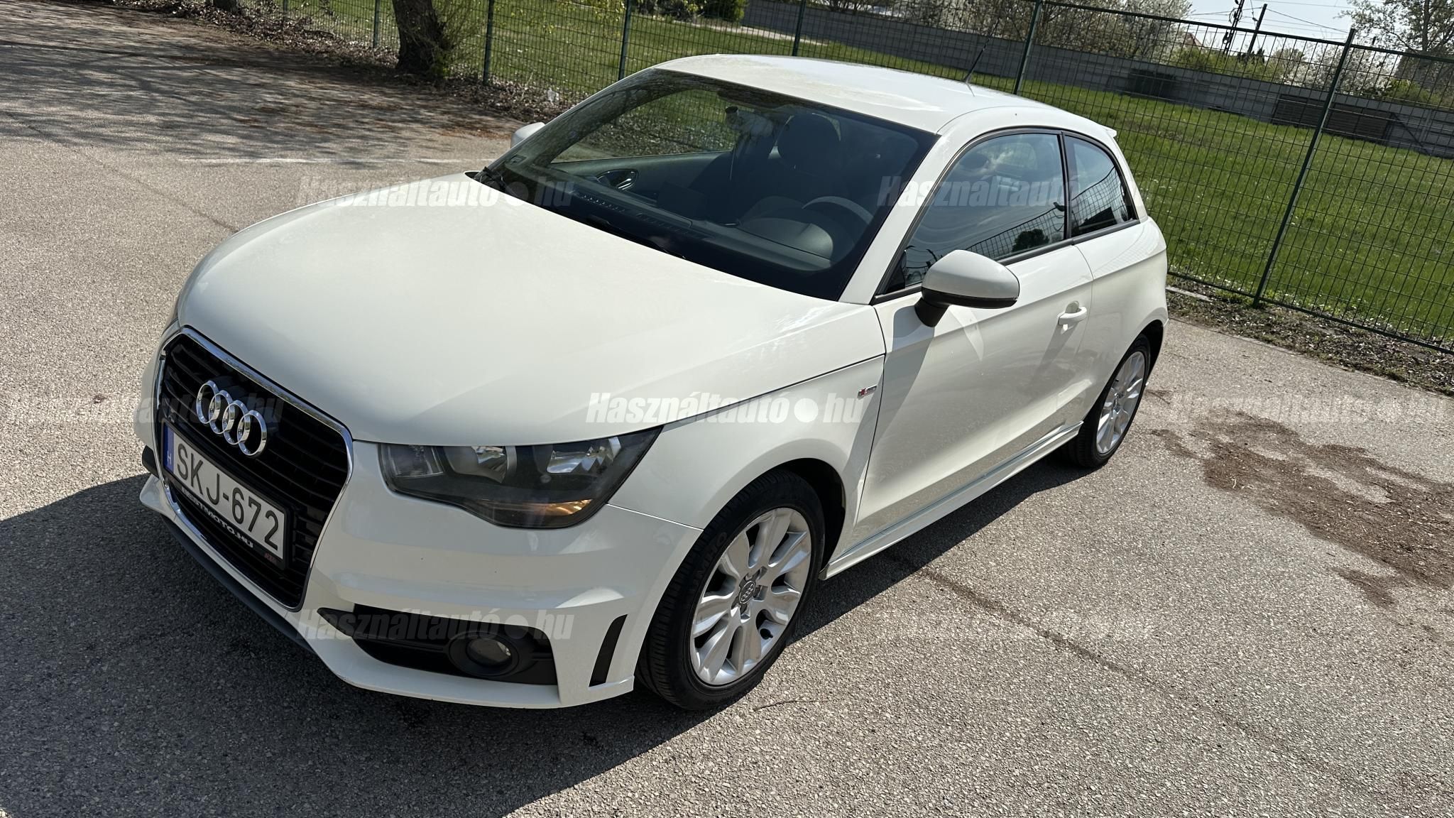 AUDI A1 2011/7 - 1