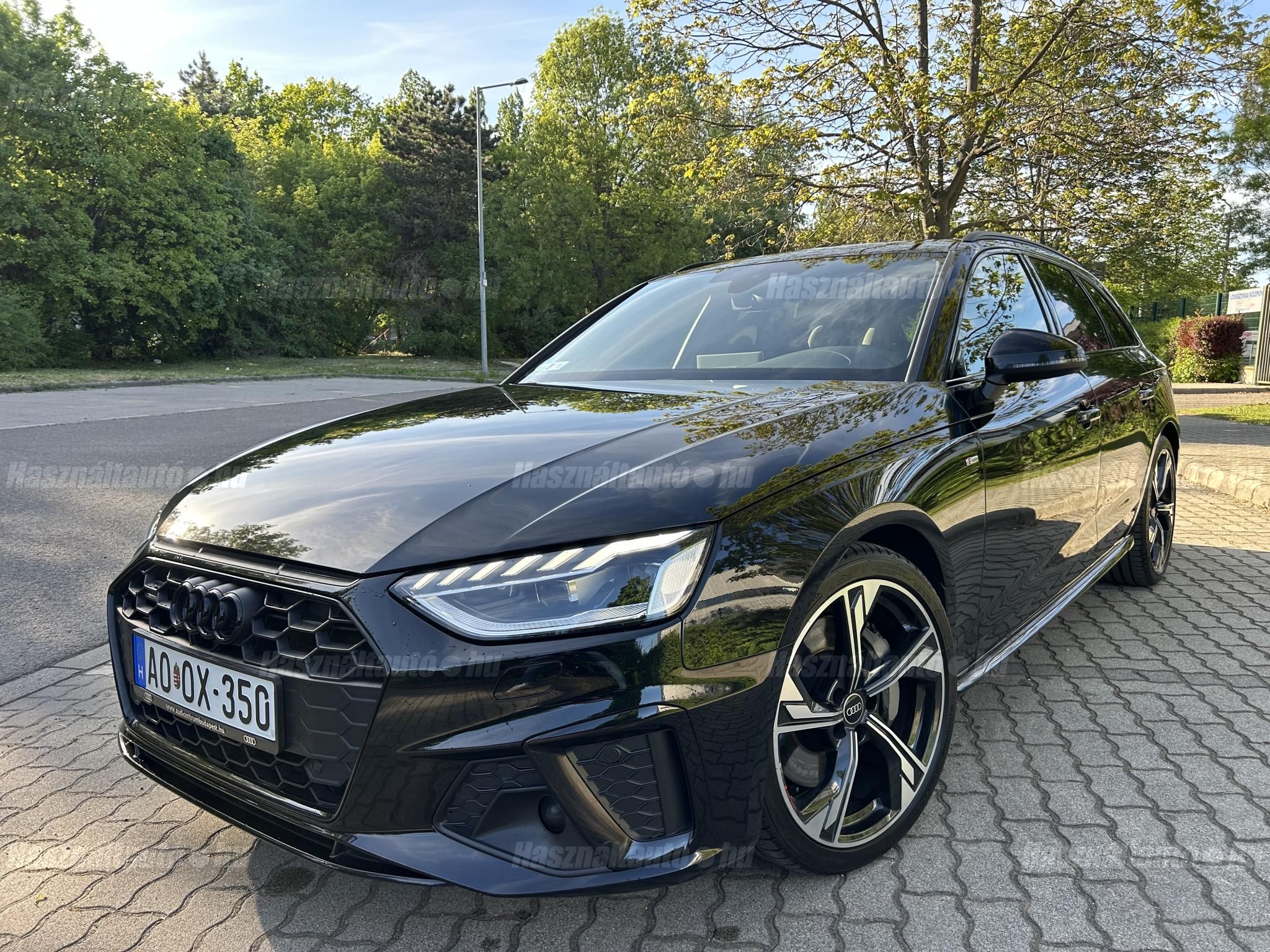 AUDI A4 2022/11 - 1