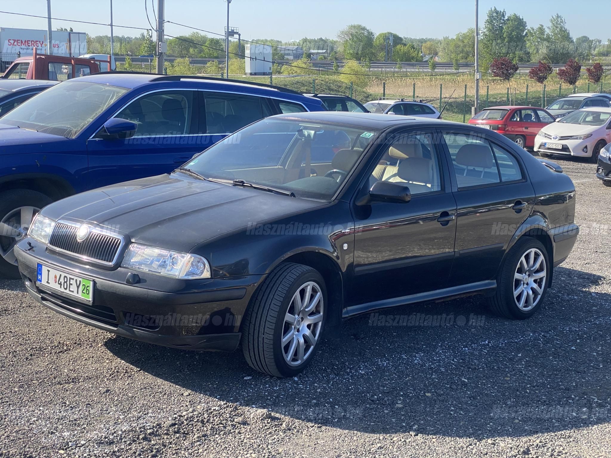 SKODA OCTAVIA 2000/12 - 1
