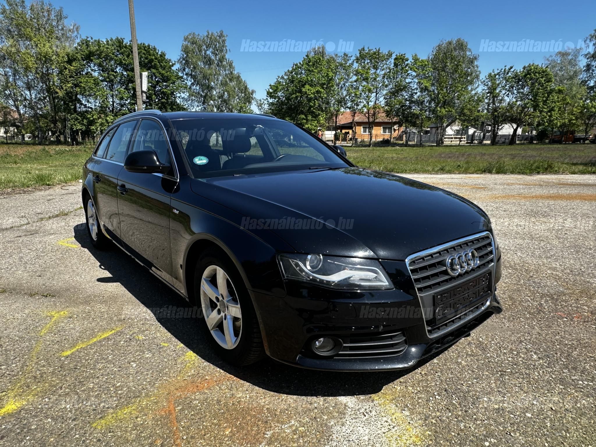 AUDI A4 2008/8 - 1